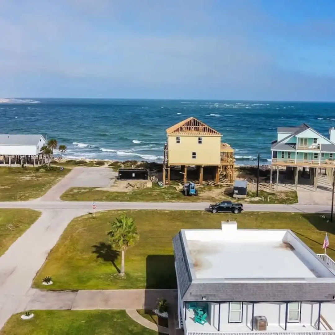 Unforgettable Vacation Getaway in Treasure Island