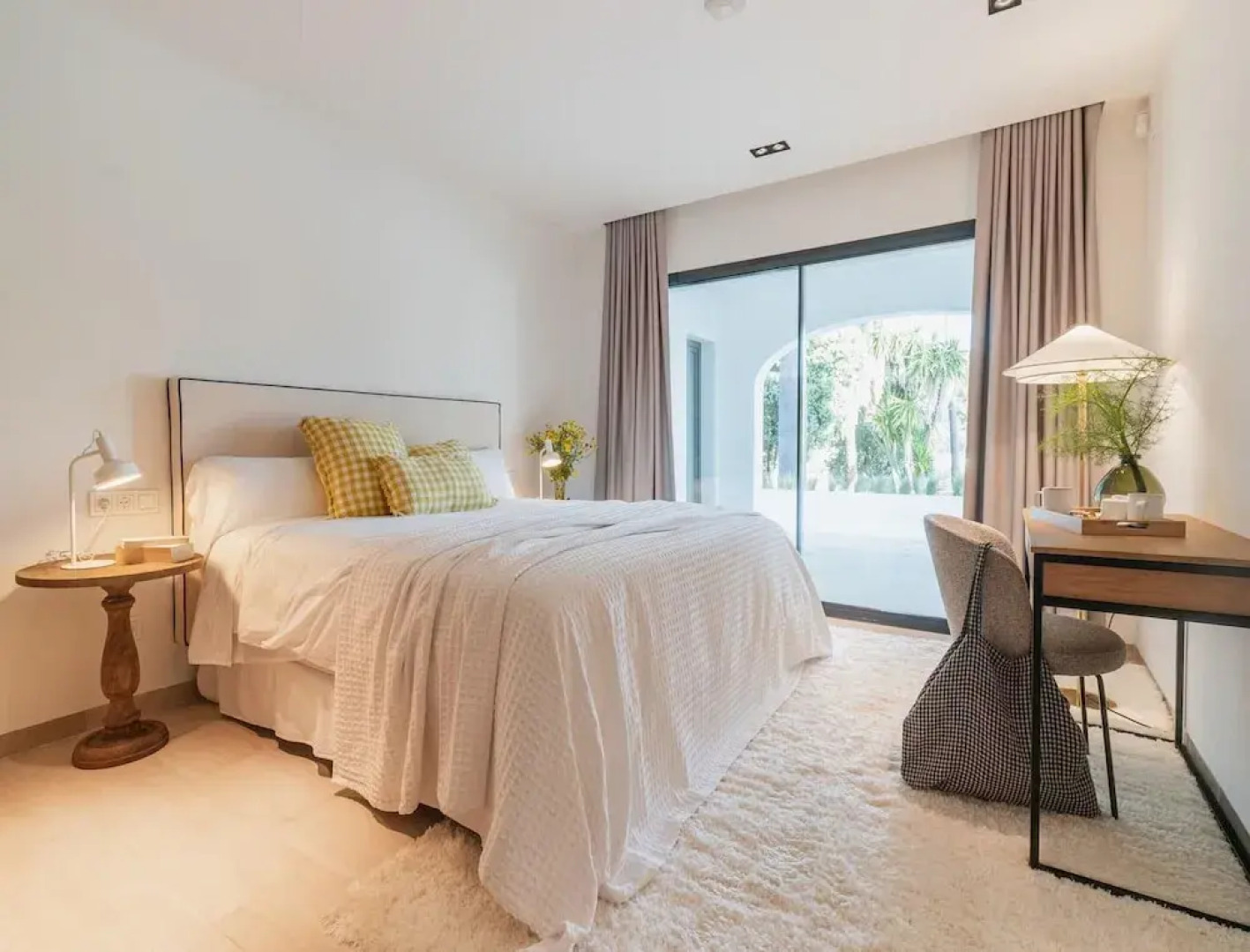 Superb Villa With Private Lagoon Pool