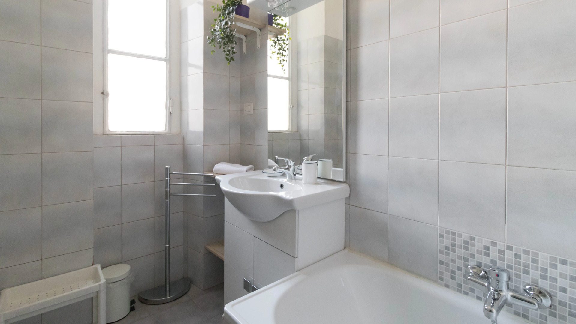 Italianway - Piazza Lima 1