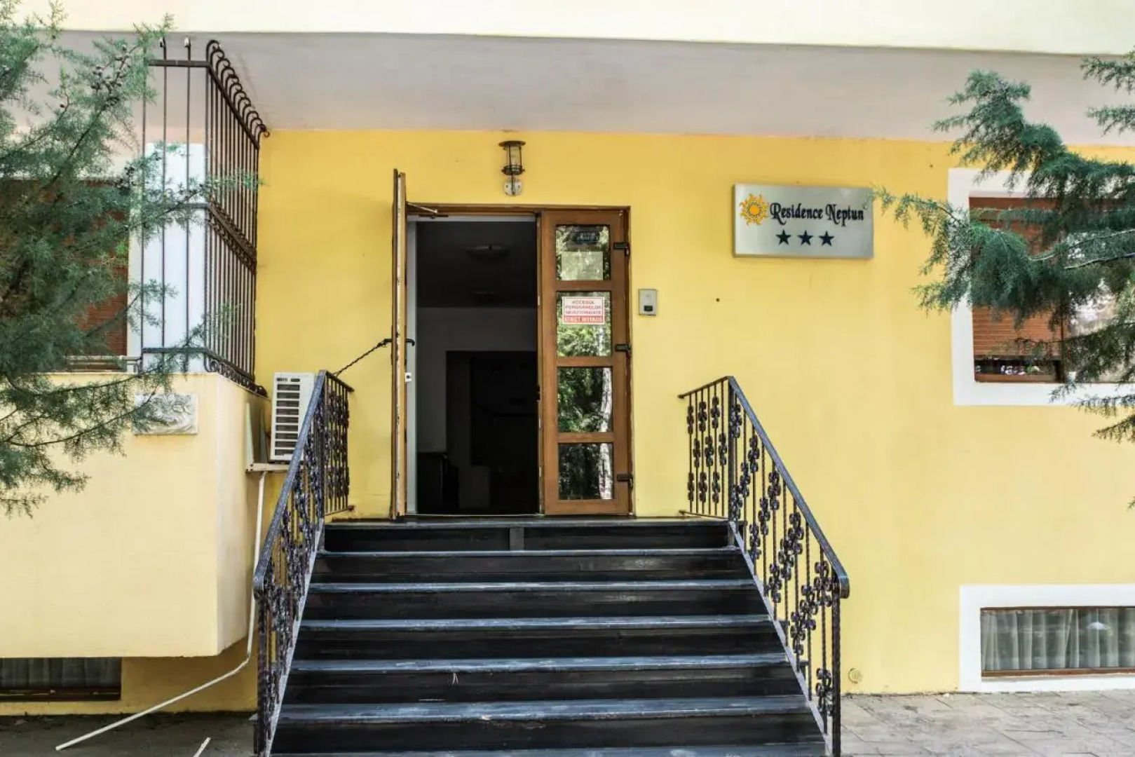 Club Residence Apartments