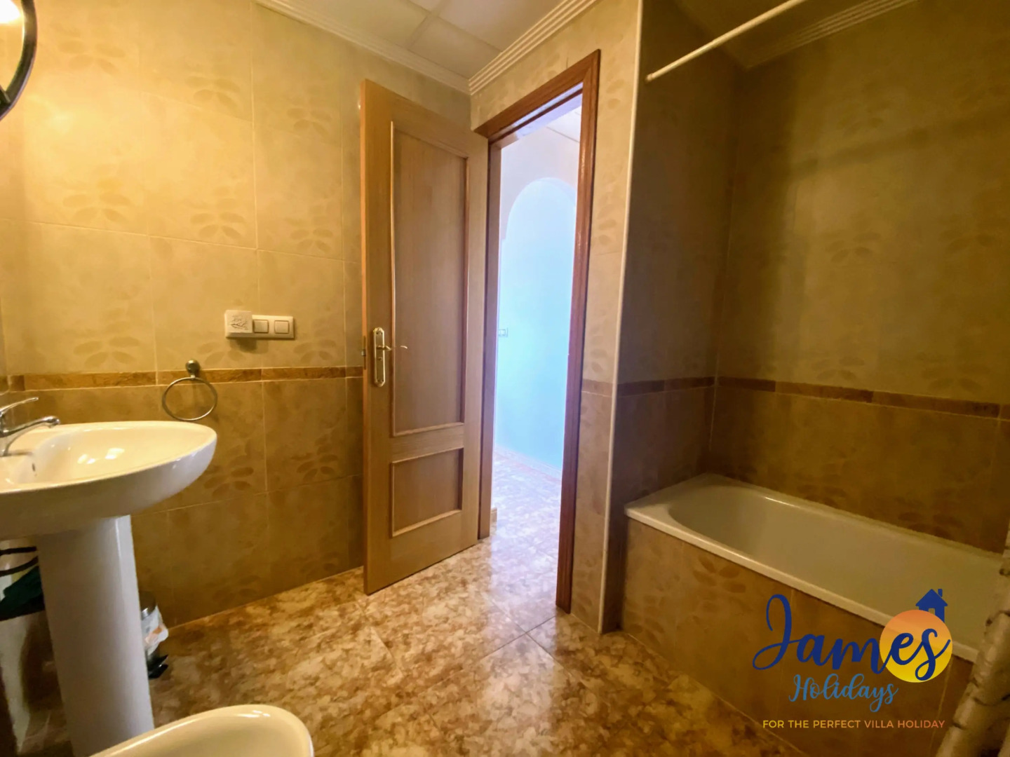 La Cinuelica R14, Grd flr apmt with Com pool L146