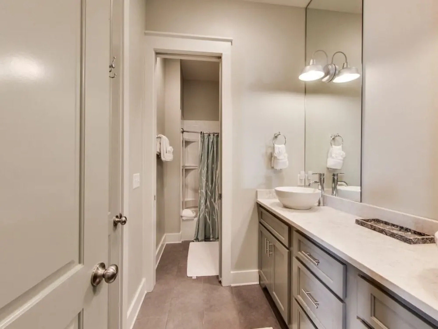 The Dawn Treader - 1232982