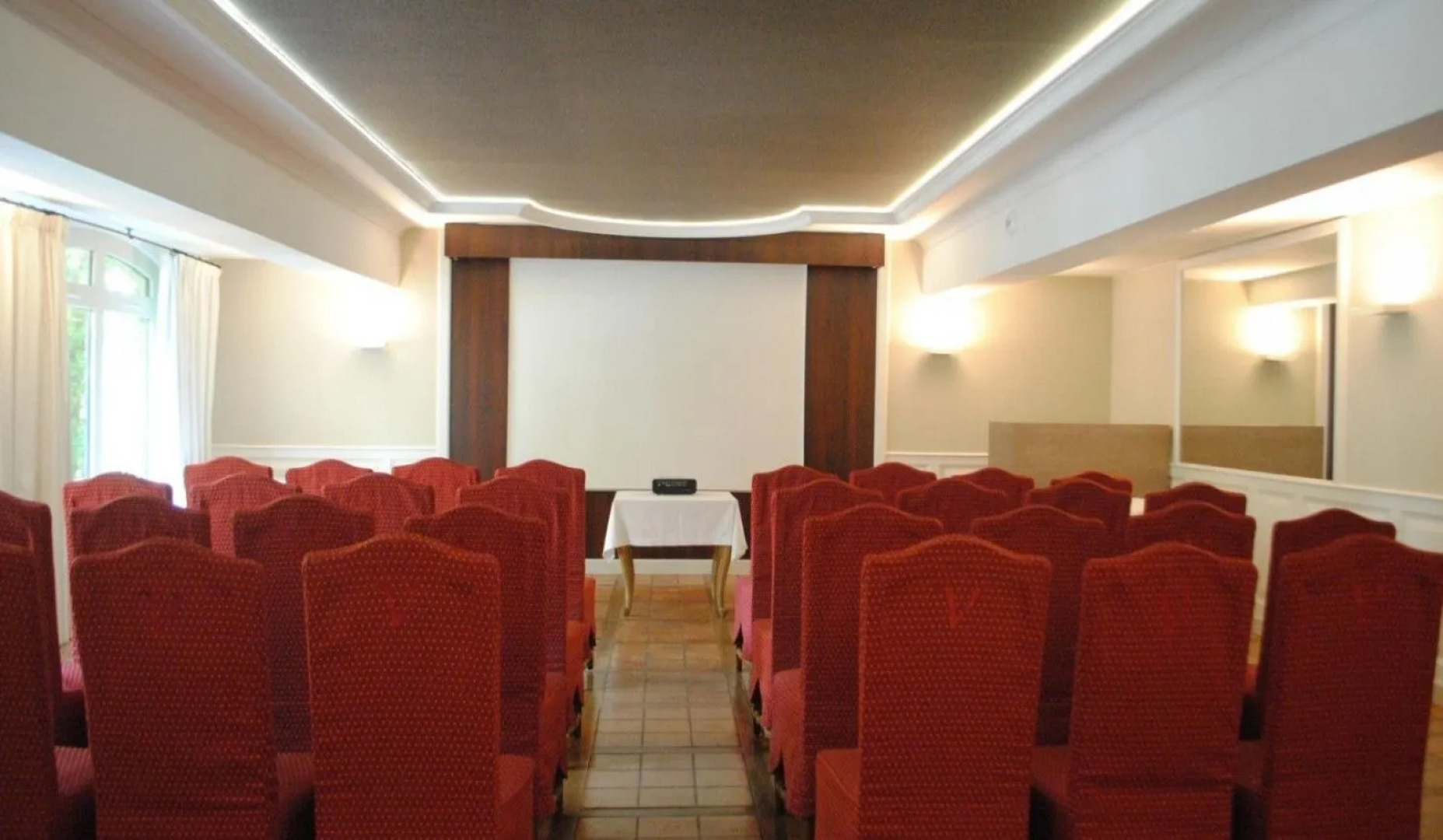 Le Vallon de Valrugues Hotel Spa & Villas