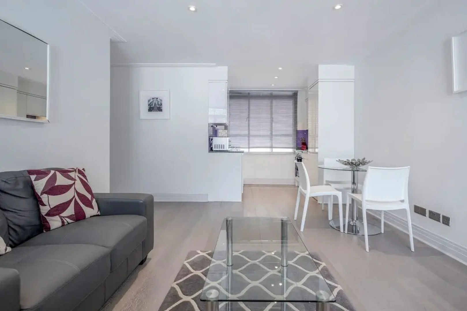 Roomspace Serviced Apartments - River House