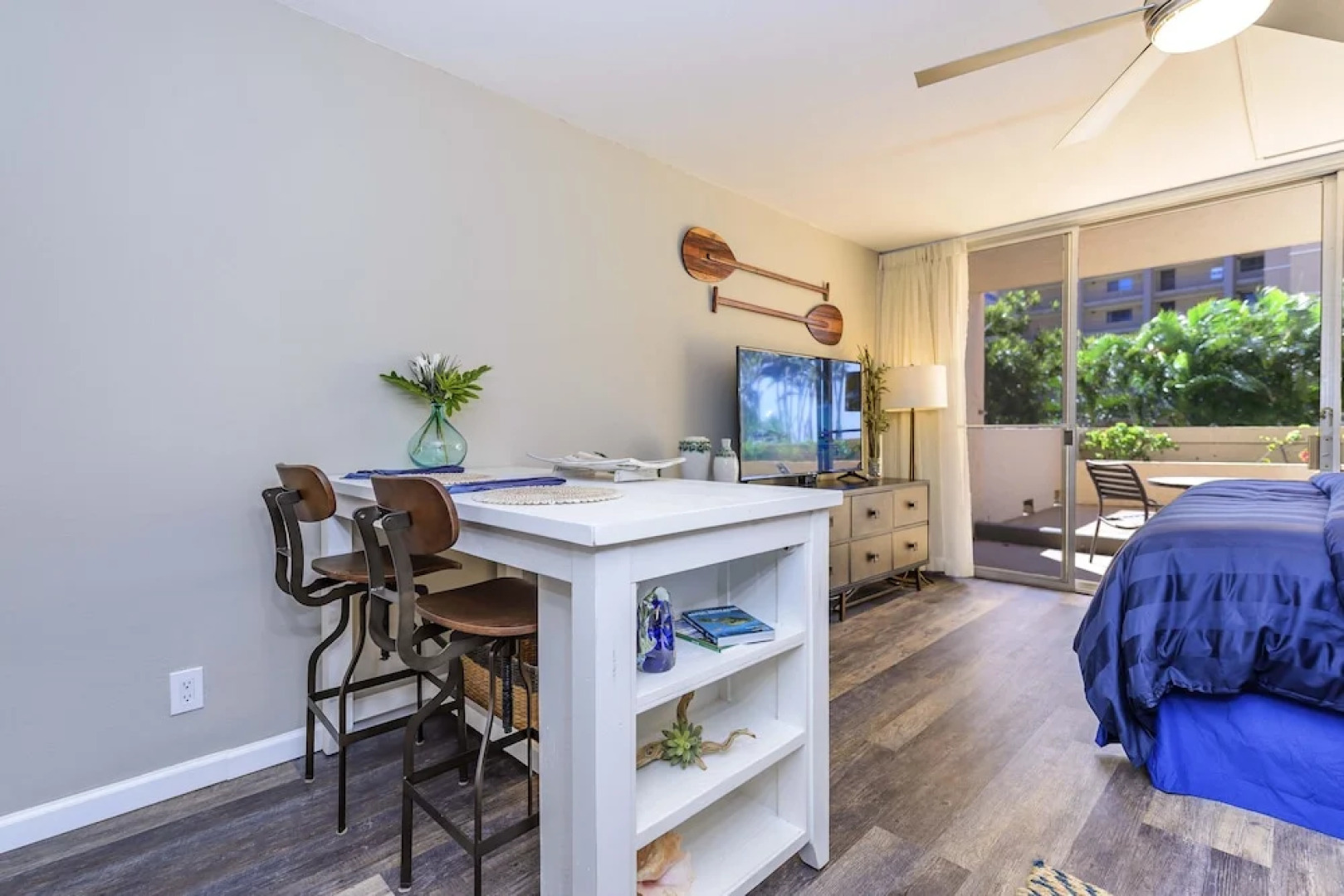 Royal Kahana 119 Studio Studio Bedroom Condo by RedAwning