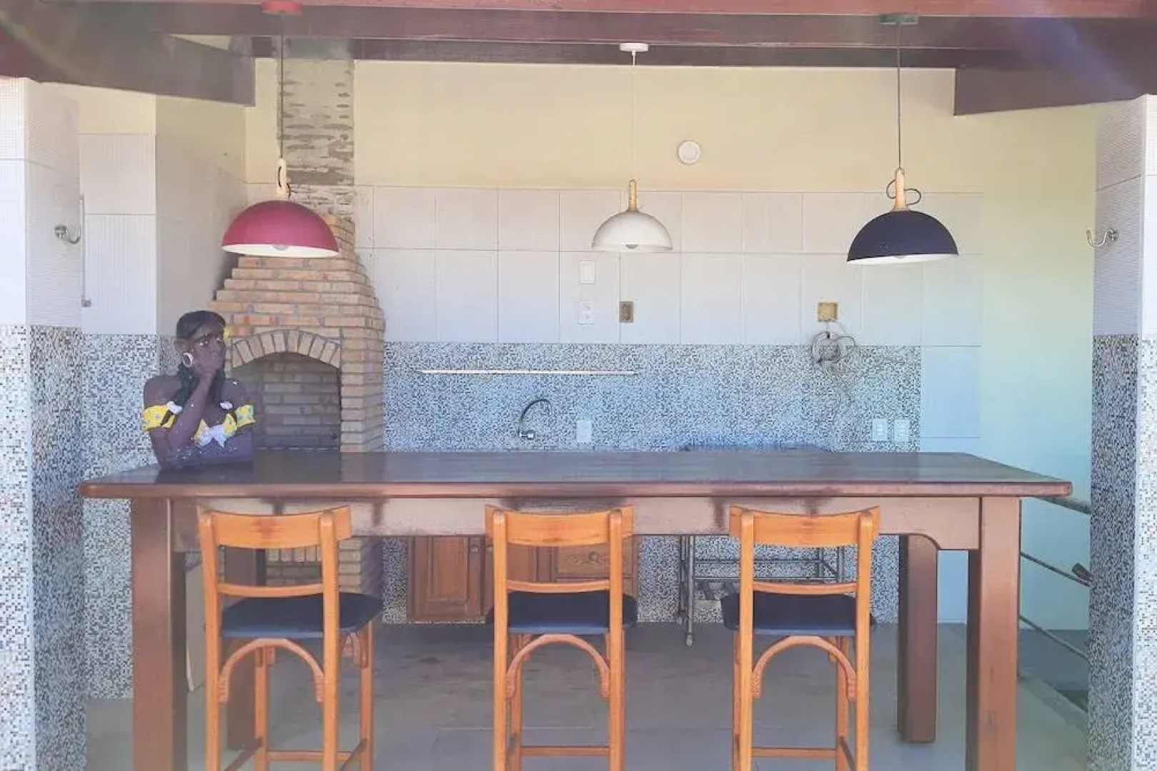 CASA TRíPLEX AO LADO DA PRAIA DO IGUAPE