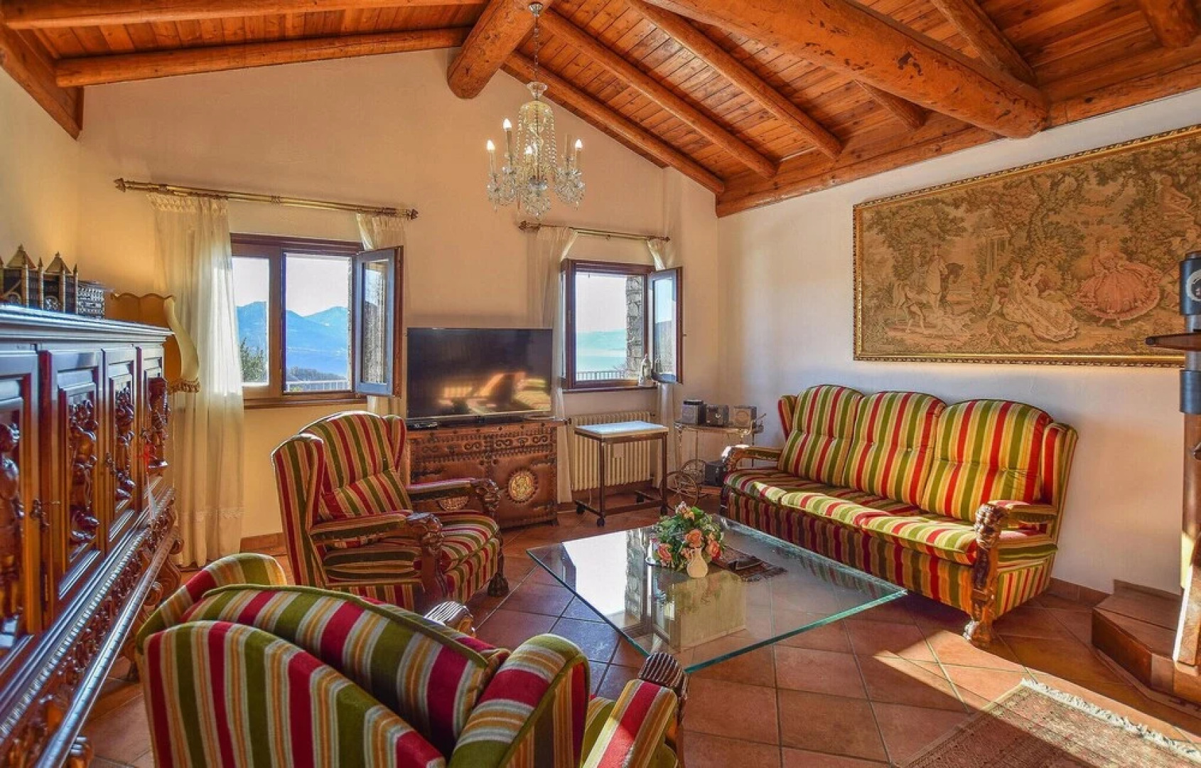 Amazing Home in Luino With 2 Bedrooms