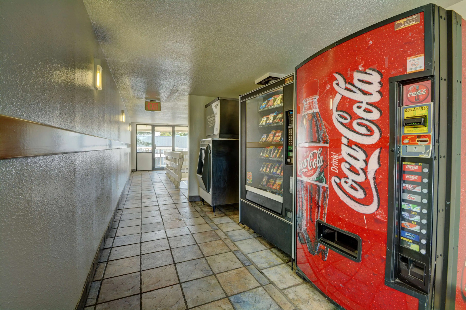 Motel 6 Chicopee, MA - Springfield