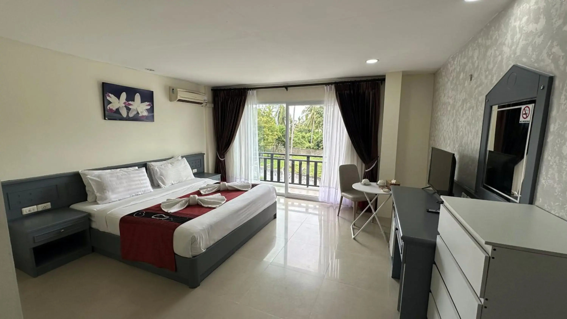 MM Hill Hotel