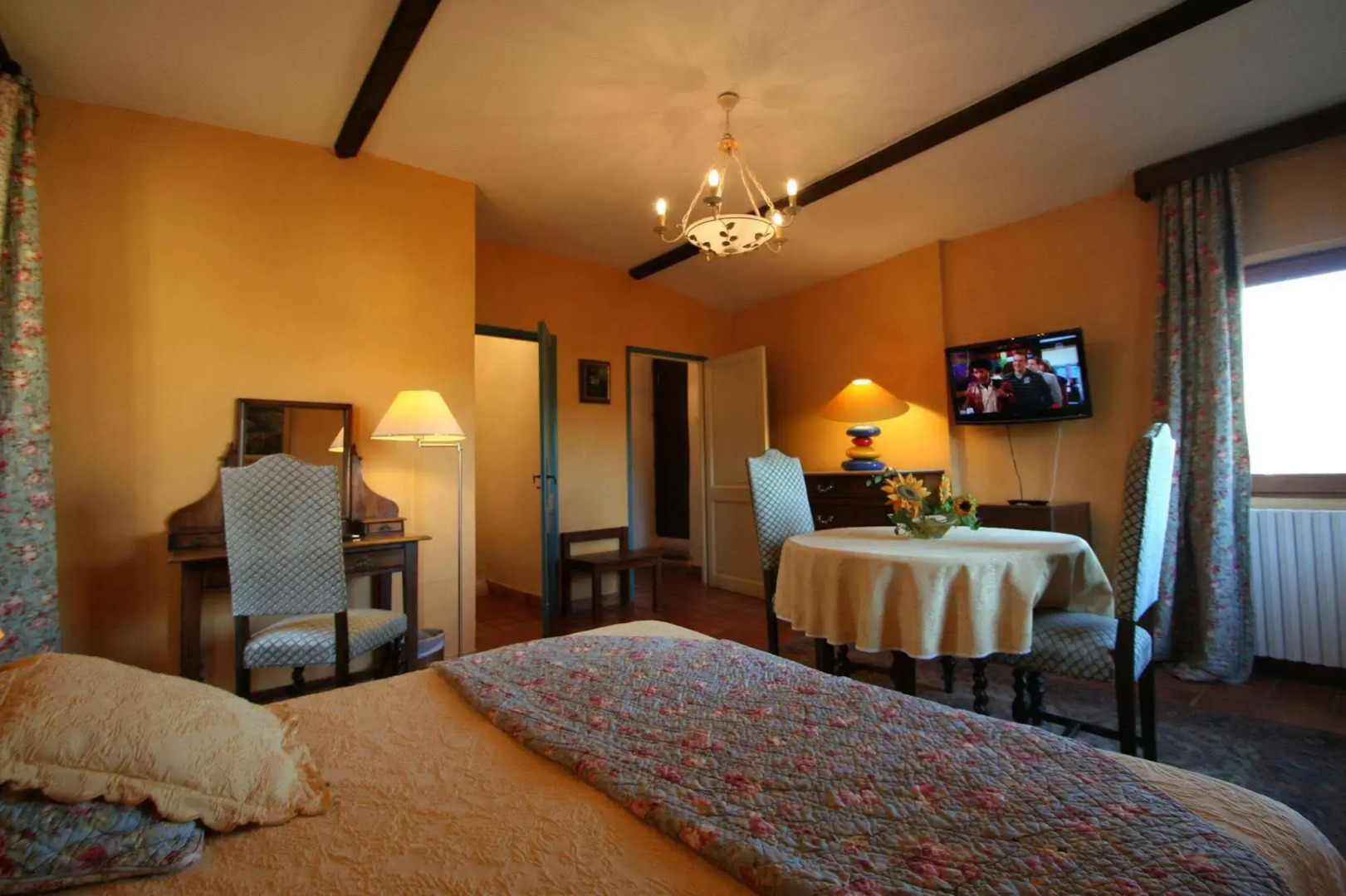 Hostellerie Le Beffroi