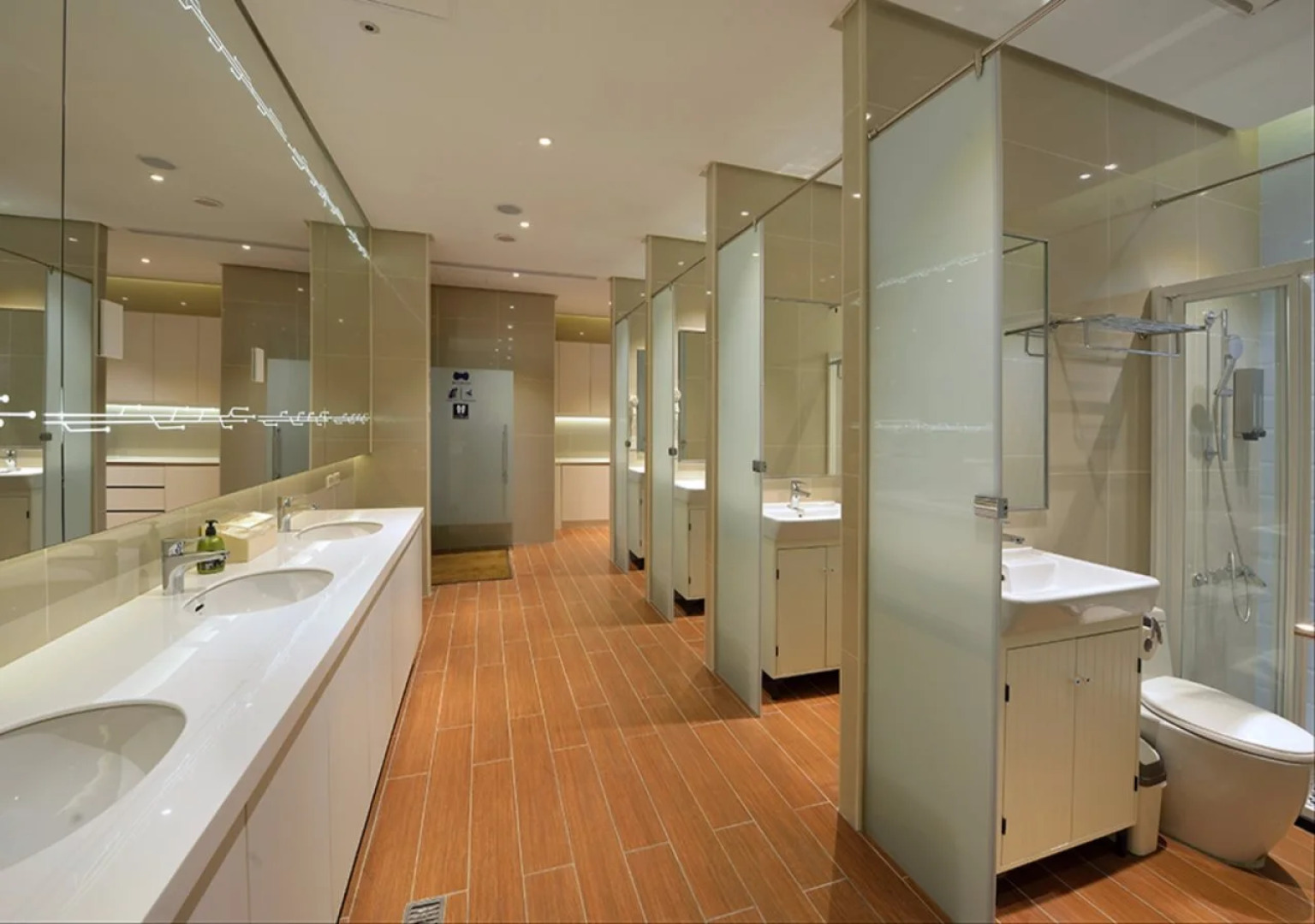 UINN TRAVEL - Hostel