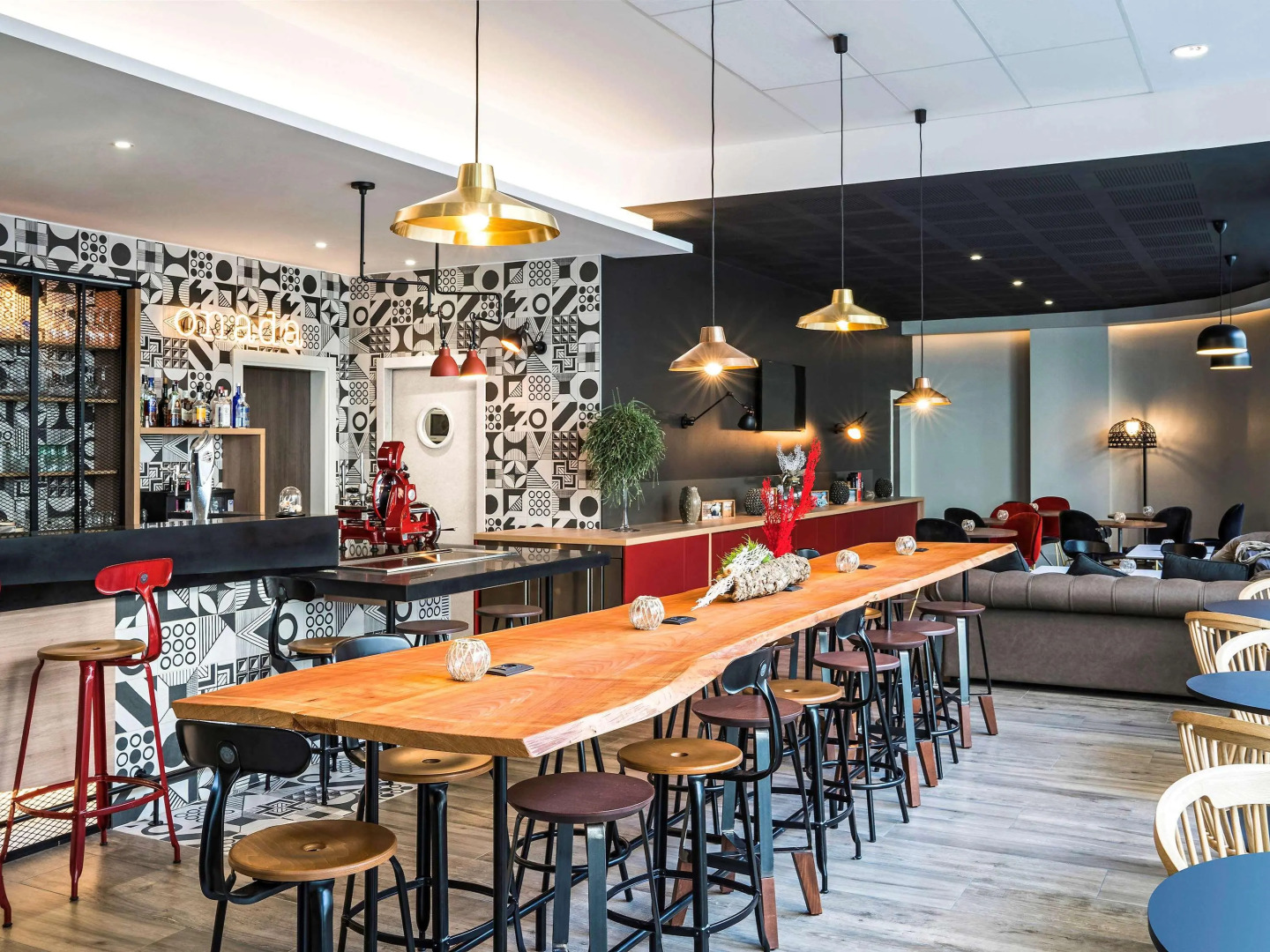 Отель ibis Styles Barcelona City Bogatell