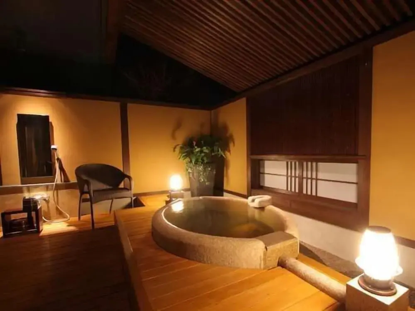 Urban Villa Konaya Hotel