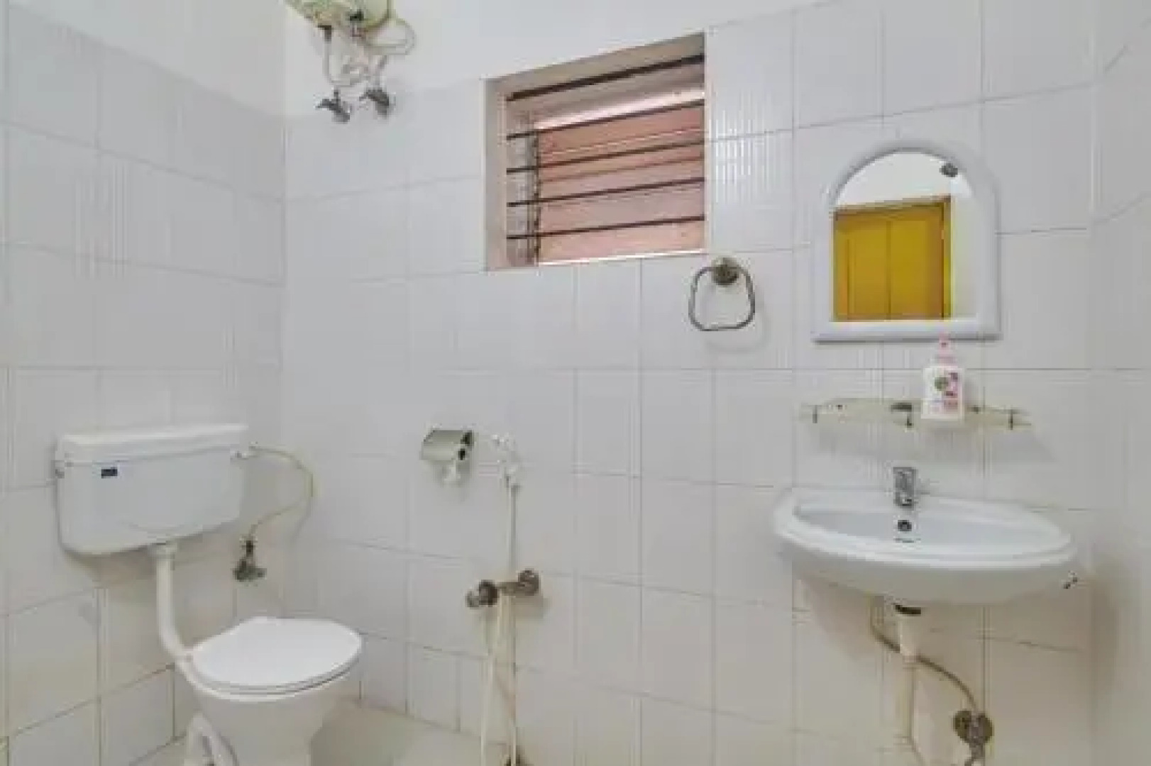 Idol Paradise Bed & Breakfast