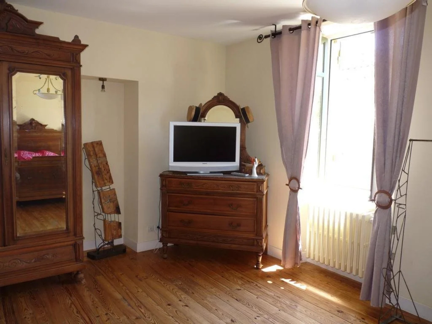 Chambres dhôtes et Gîte Sous La Tonnelle