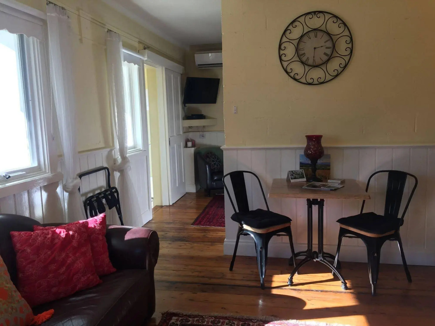 Brentwood Accommodation