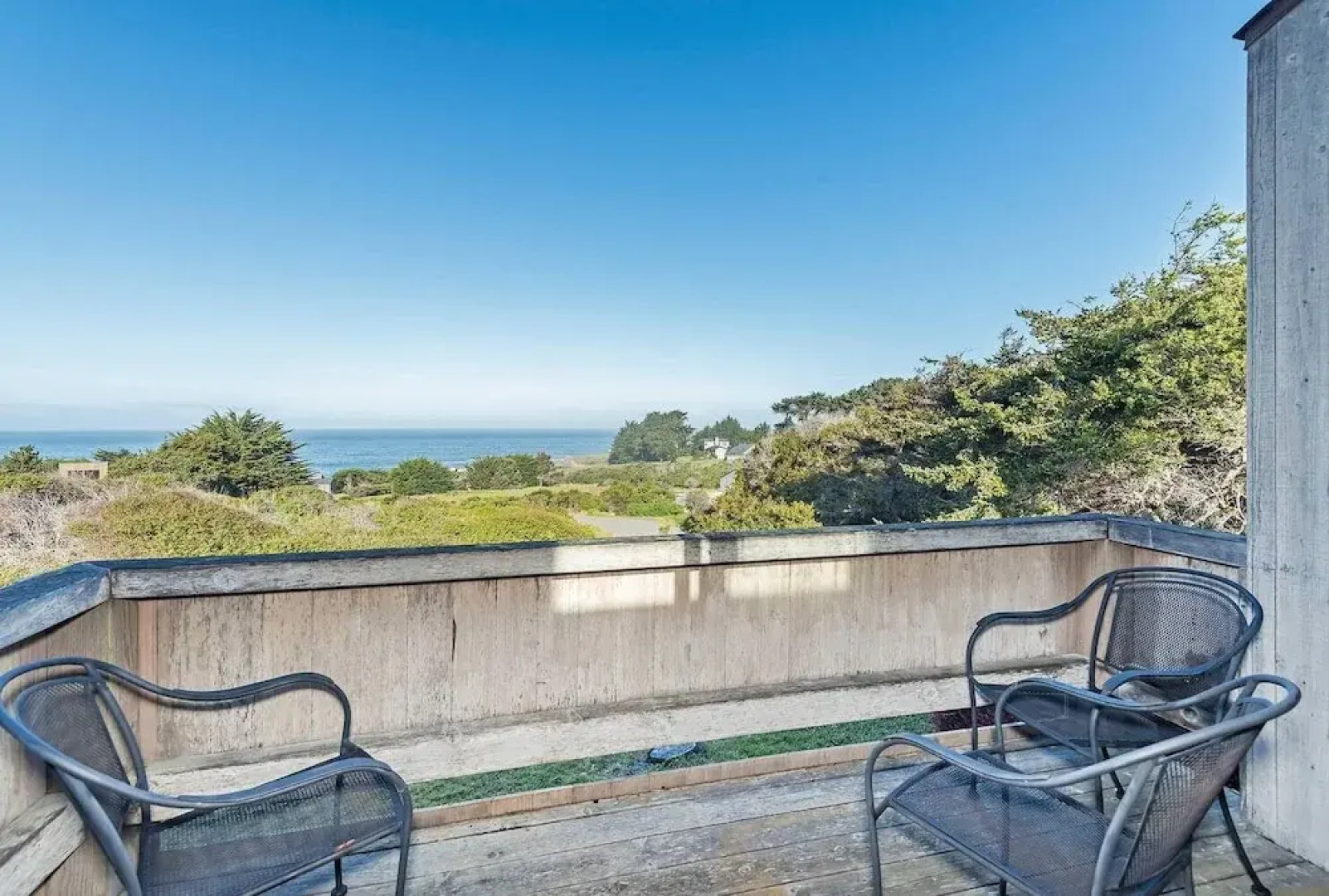 Viglione Fireplace, Hot Tub, & Ocean Views