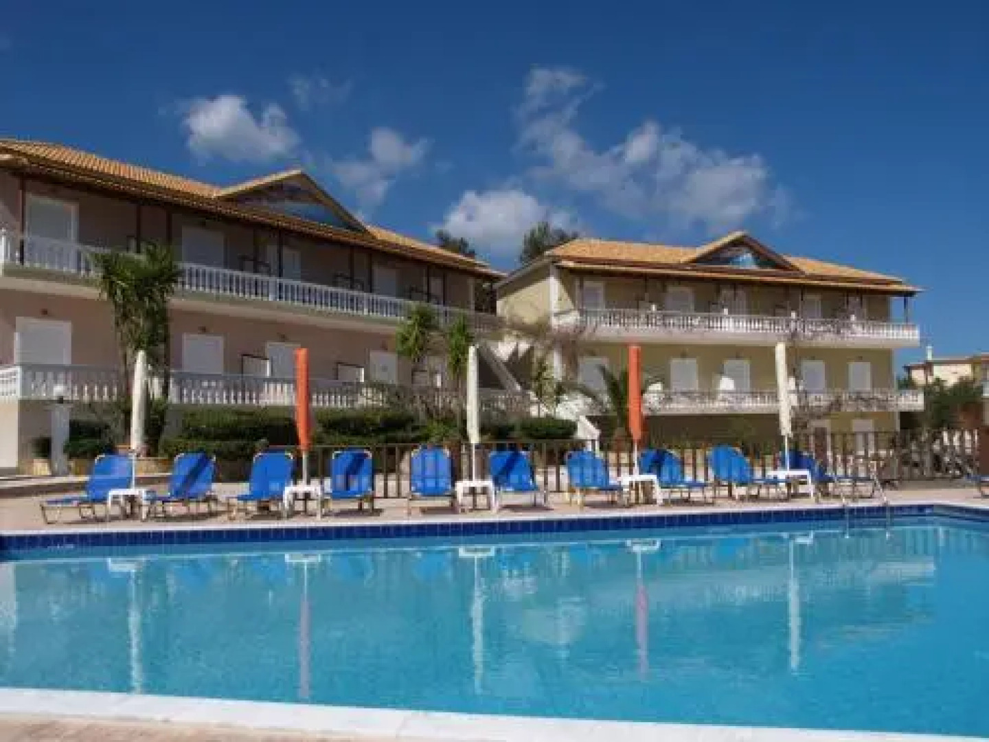 Kondarini's Sea View Studios