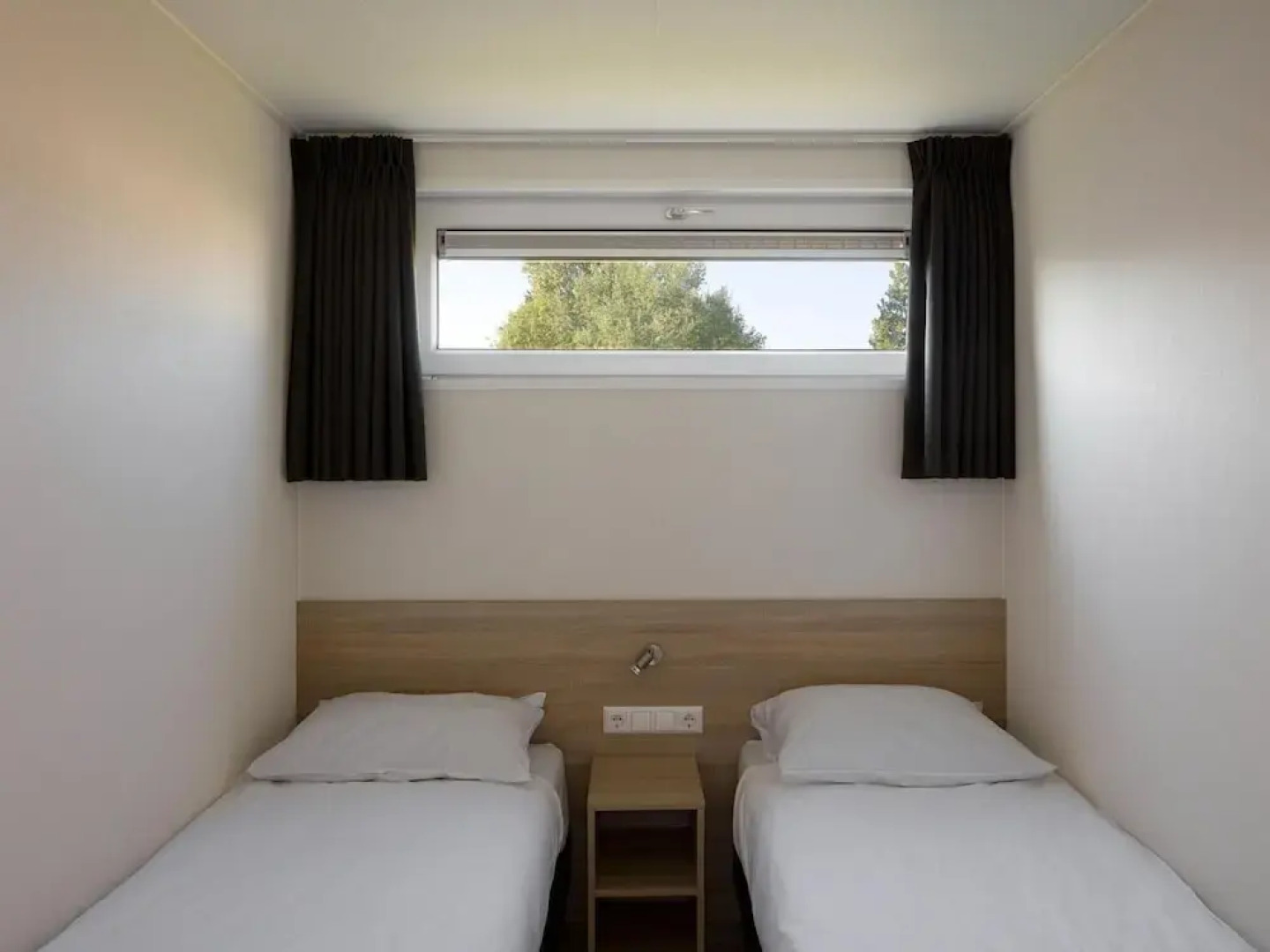 Villa in Nieuwvliet Near Beach Resort