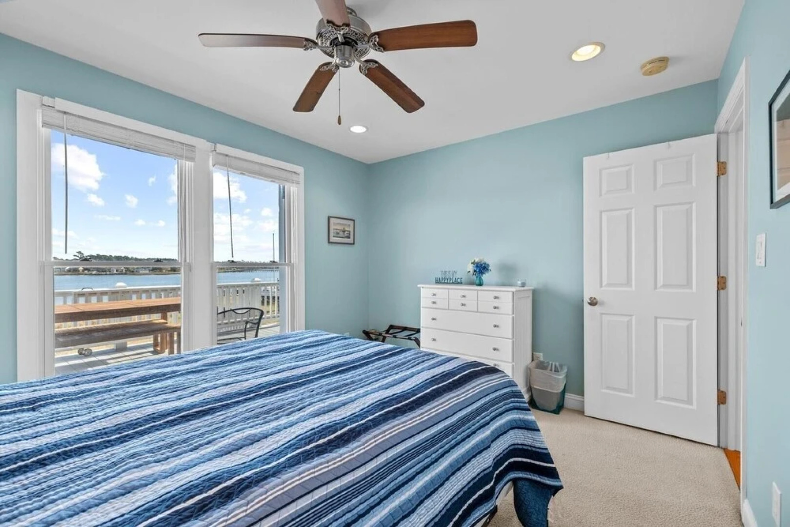 Downeast Retreat 4 Bedroom Home by RedAwning