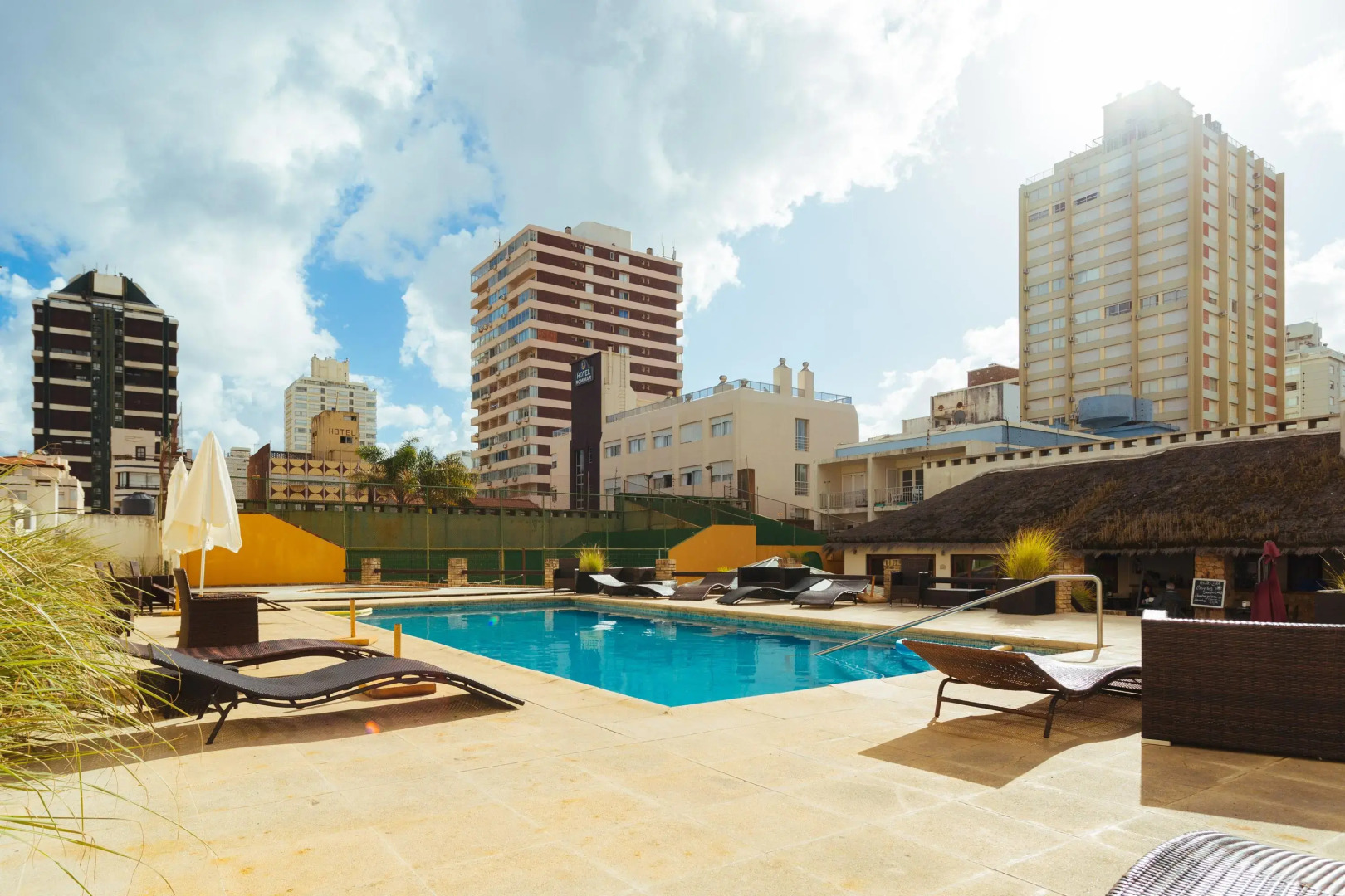 Golden Beach Resort And Spa