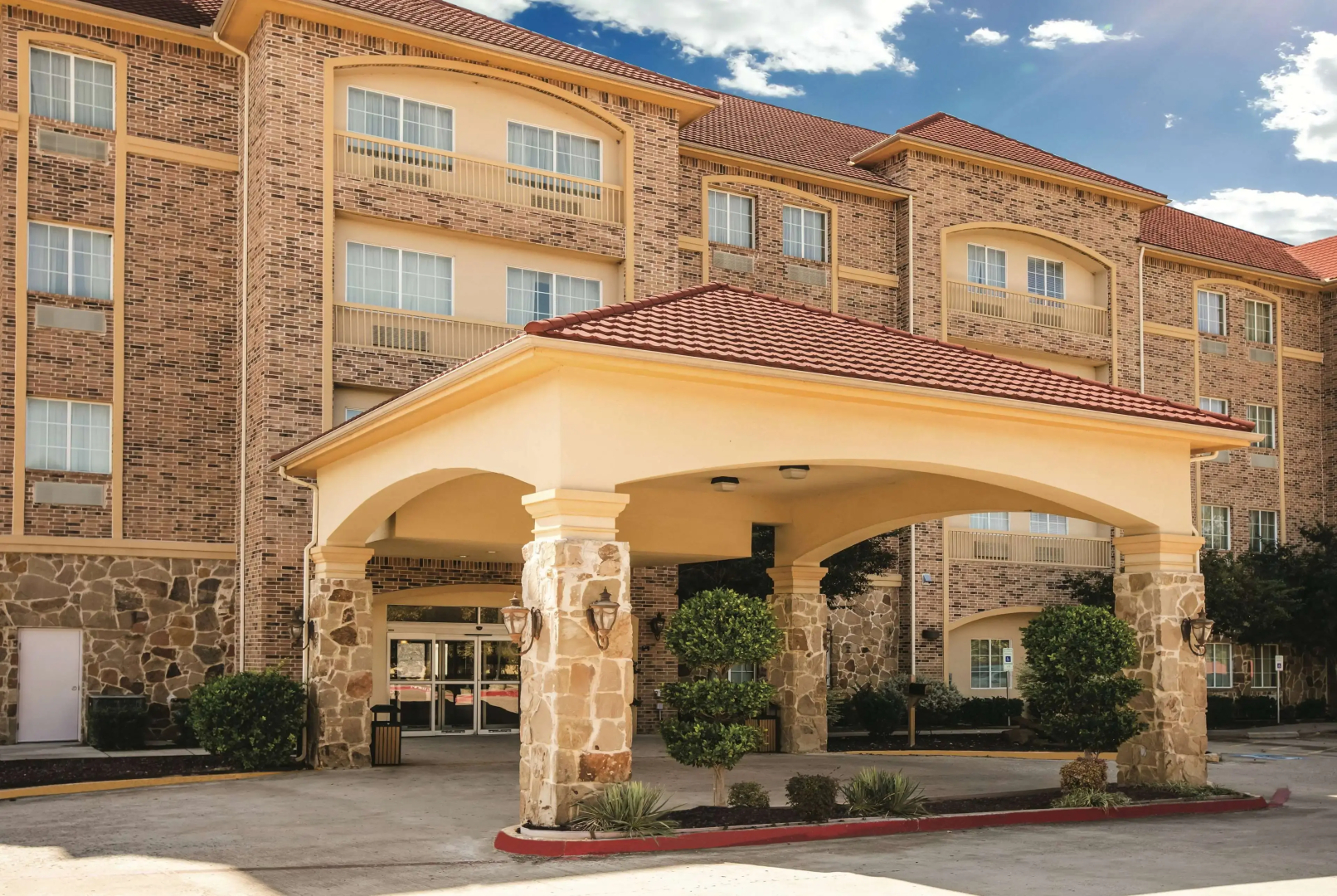 Baymont by Wyndham Dallas South-DeSoto