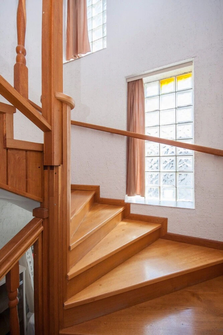 Apartments & Rooms Mikelin