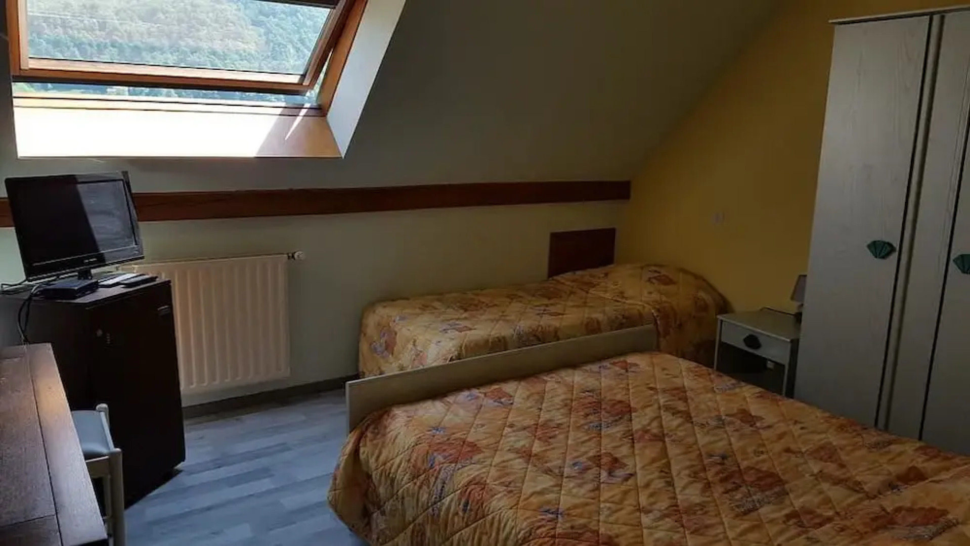 Hôtel Restaurant Les Sirènes