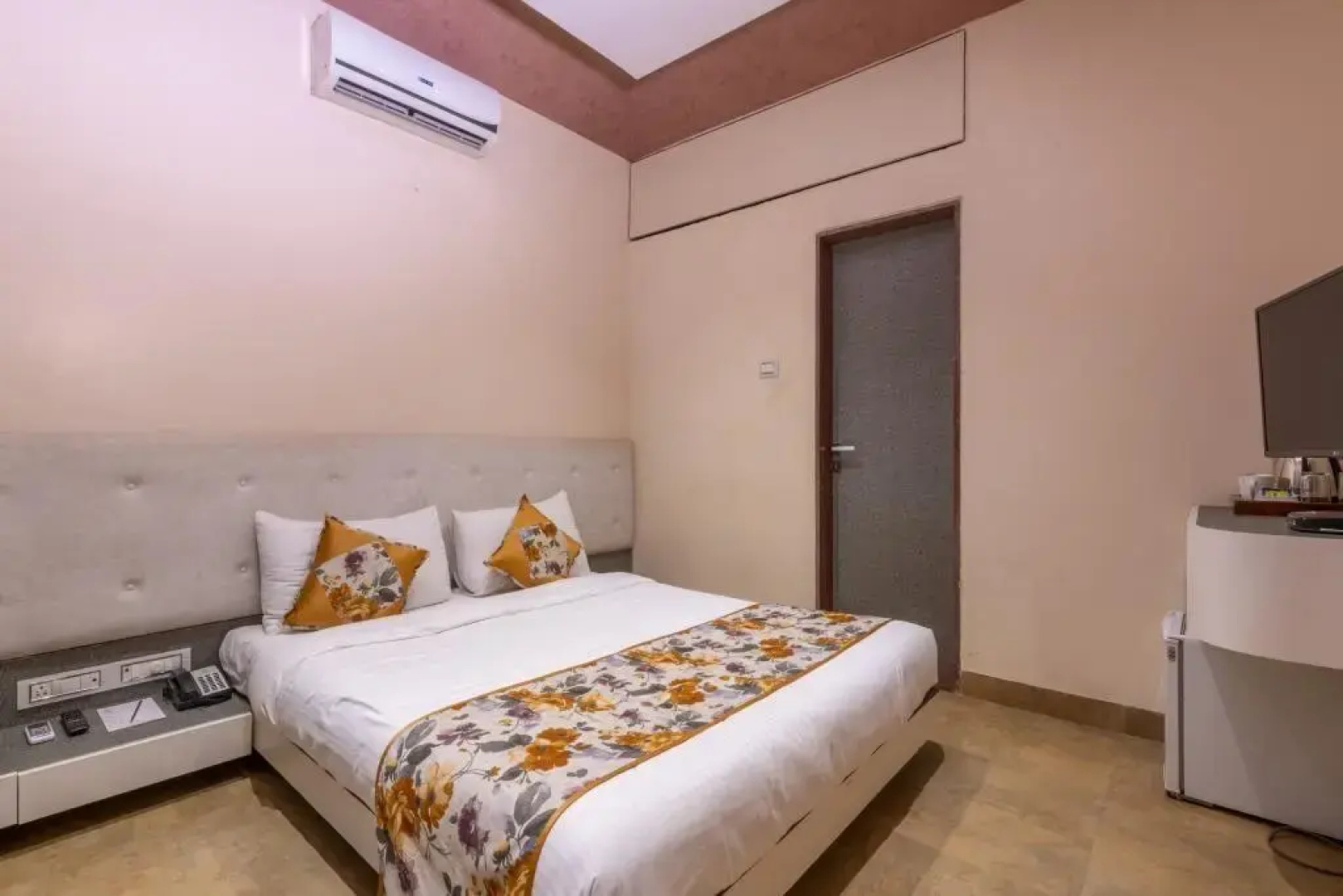 Saya Grand Resort By Treat Thane