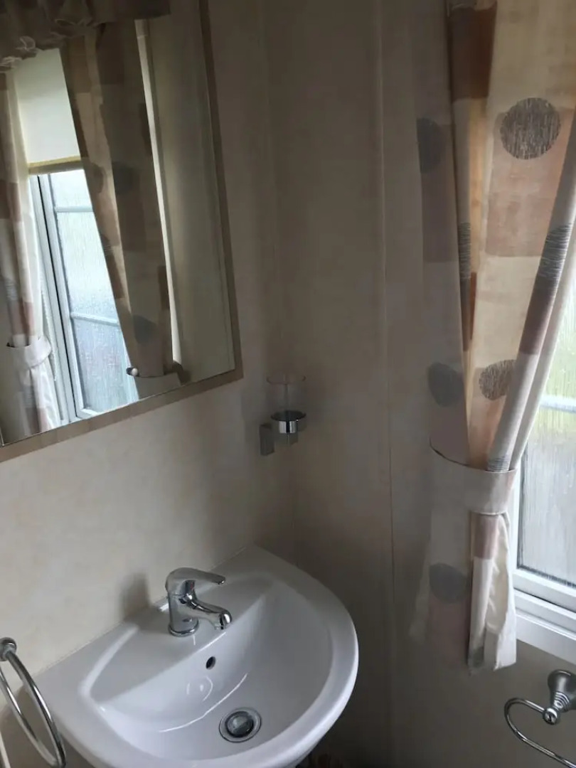 Craig Tara Deluxe Caravan Holidays