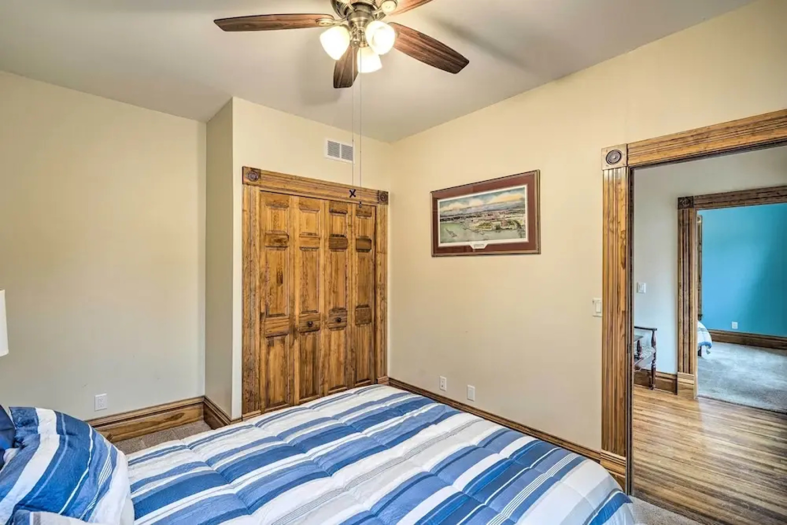 < 1 Mi to Downtown: Historic Dubuque Gem!