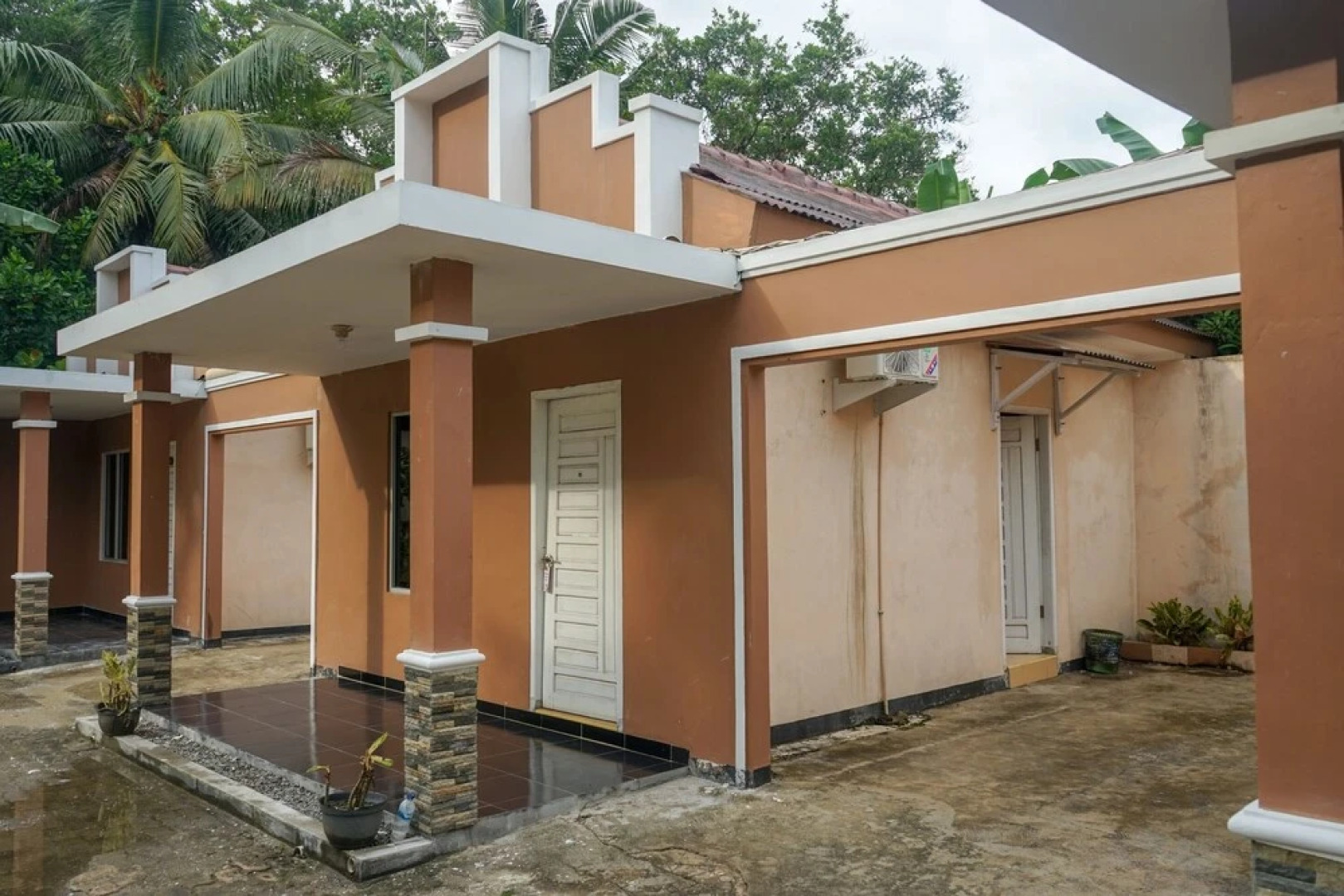 Hotel Jatimas by OYO Rooms