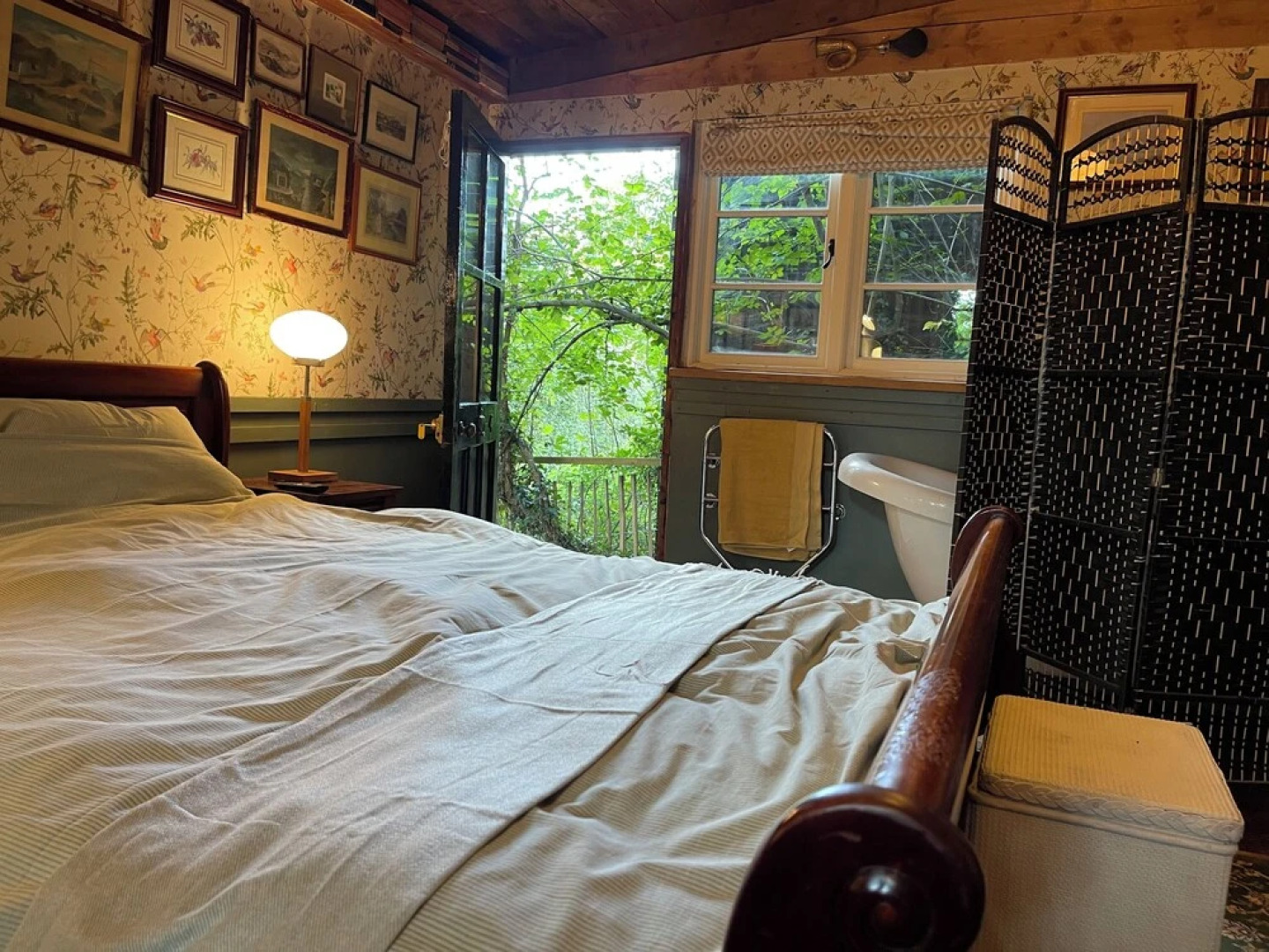 Remarkable Boultons Barn With hot tub