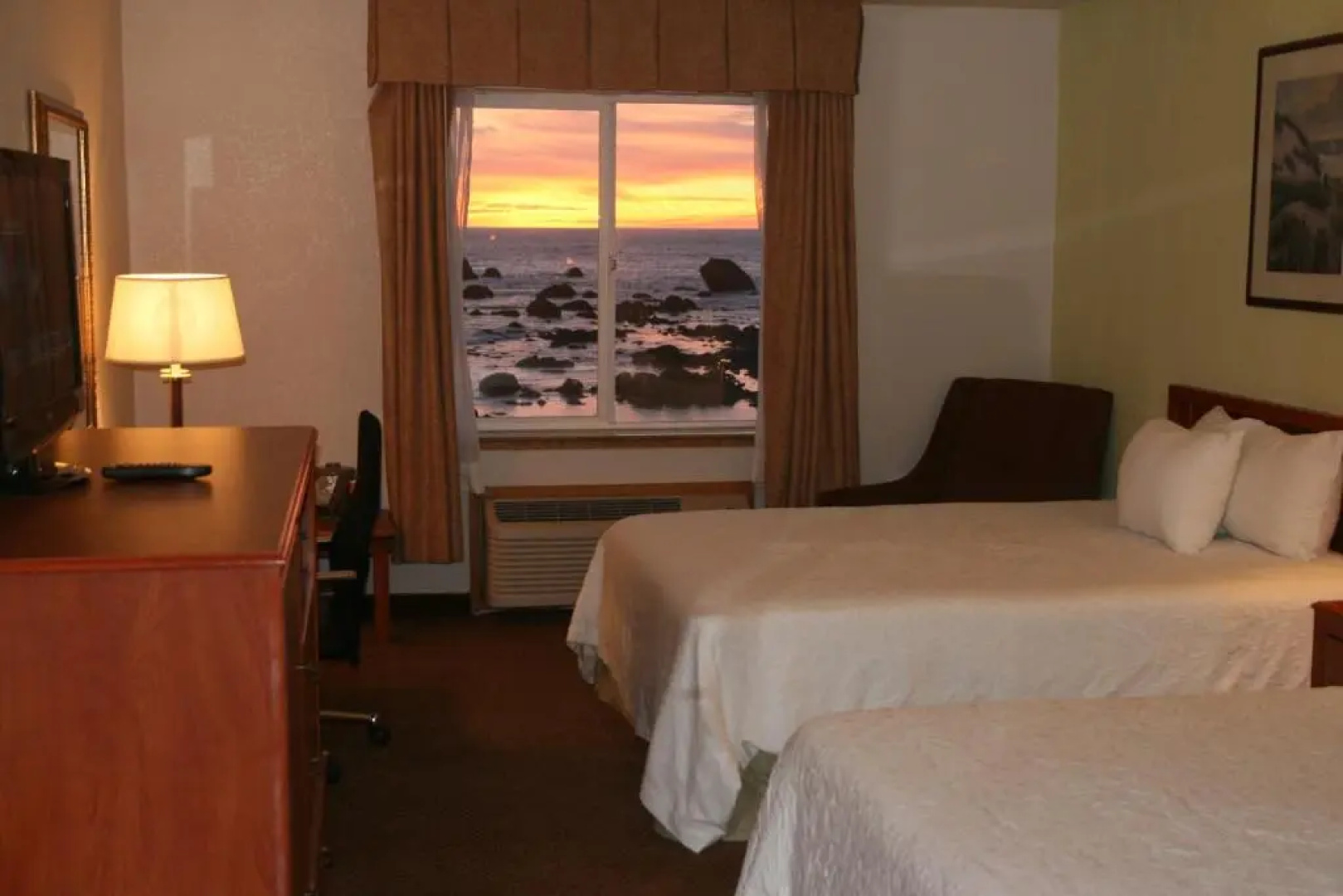 Oceanfront Lodge