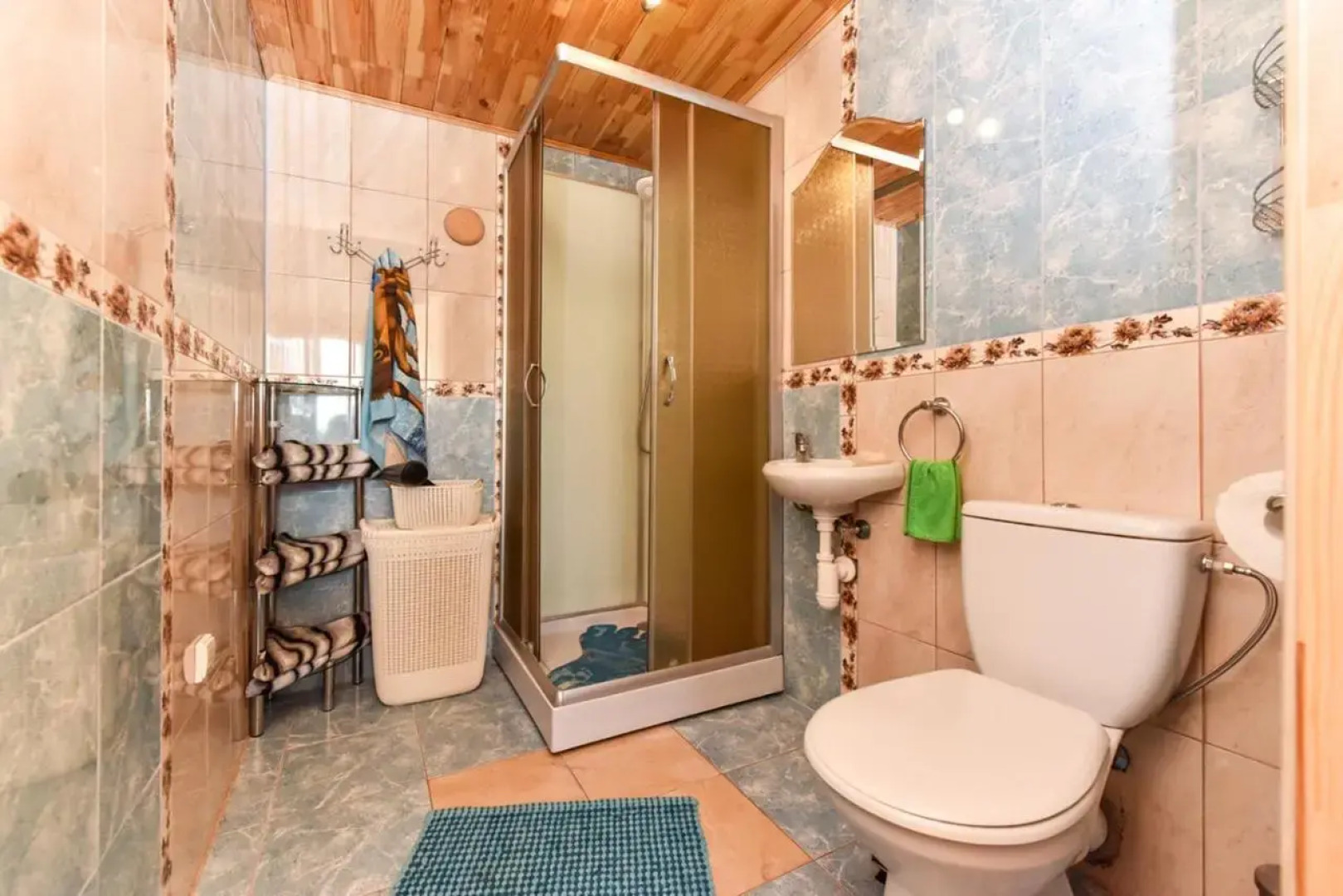 Zelta pirts Guest House