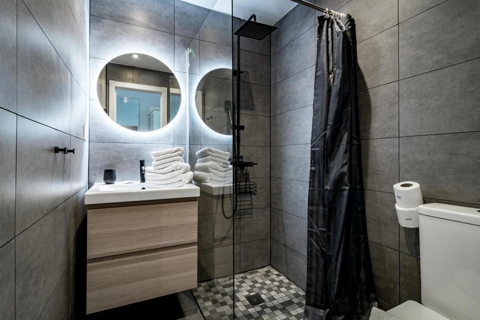 LJ- Modern flat with spectacular views in mountain