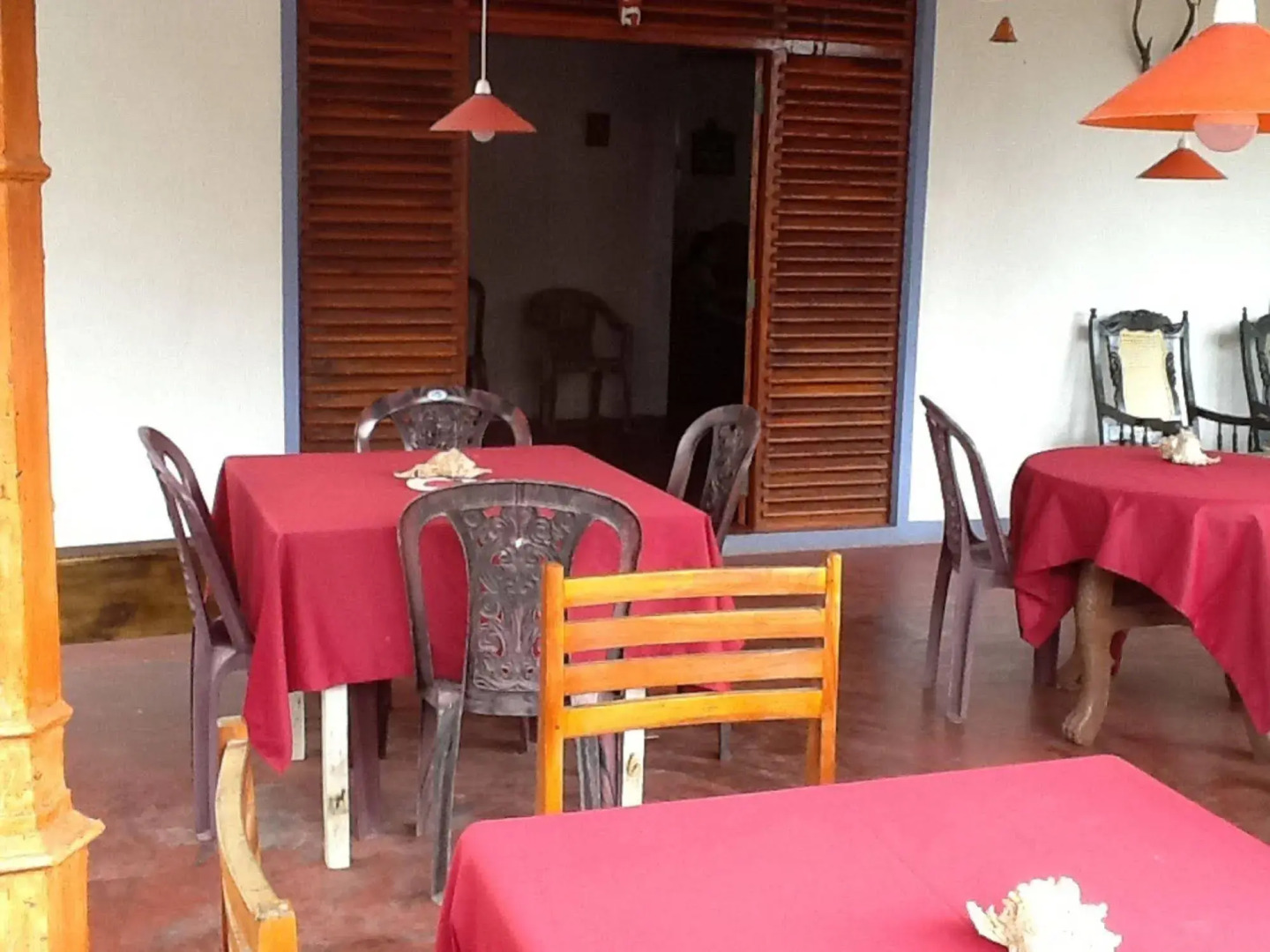 Catamaran Beach Home and Restaurant