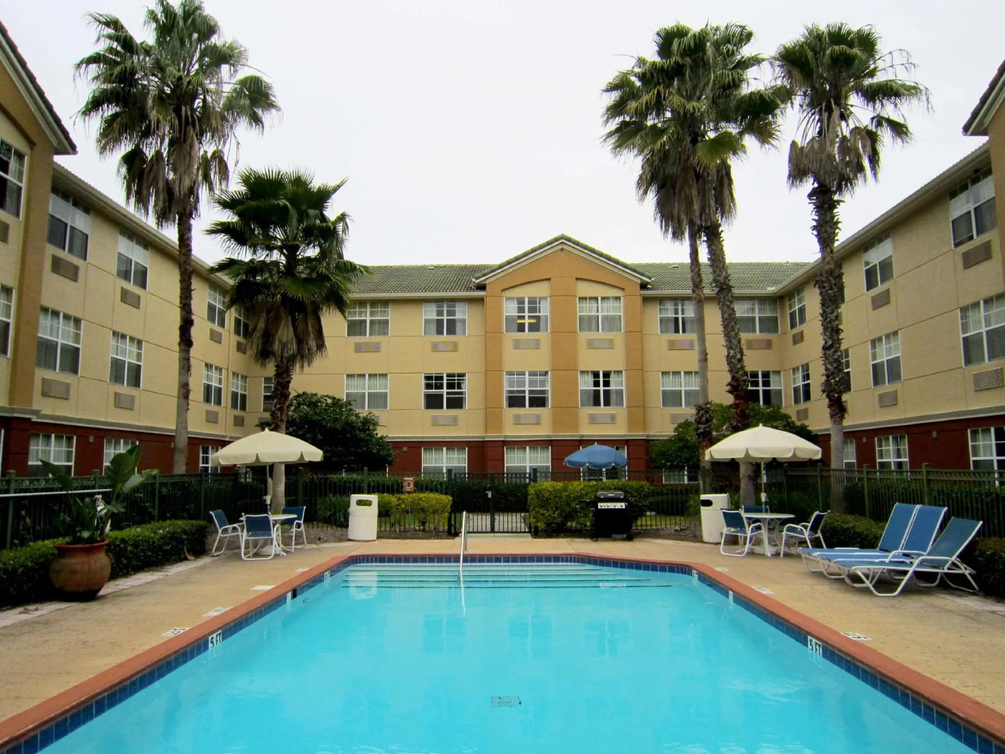 Extended Stay America Suites - Tampa - Airport - N. Westshore Blvd.
