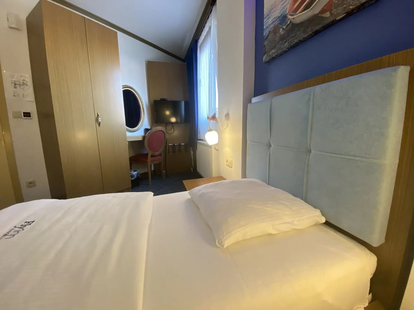 Fly Inn Brussels Airport