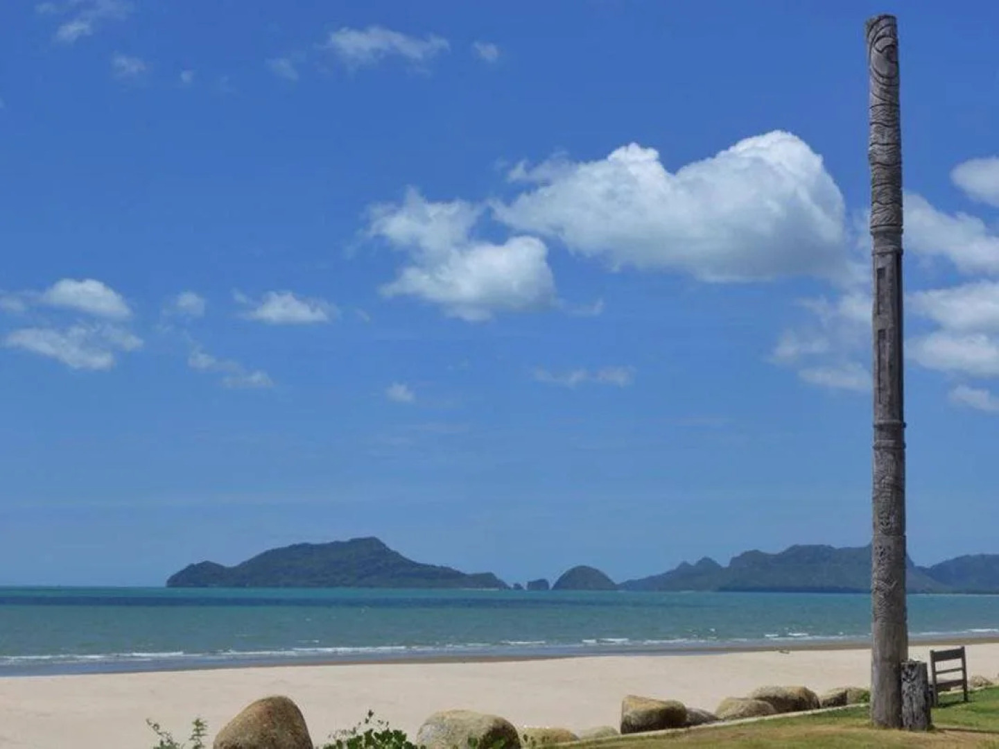 La A Natu Sam Roi Yot