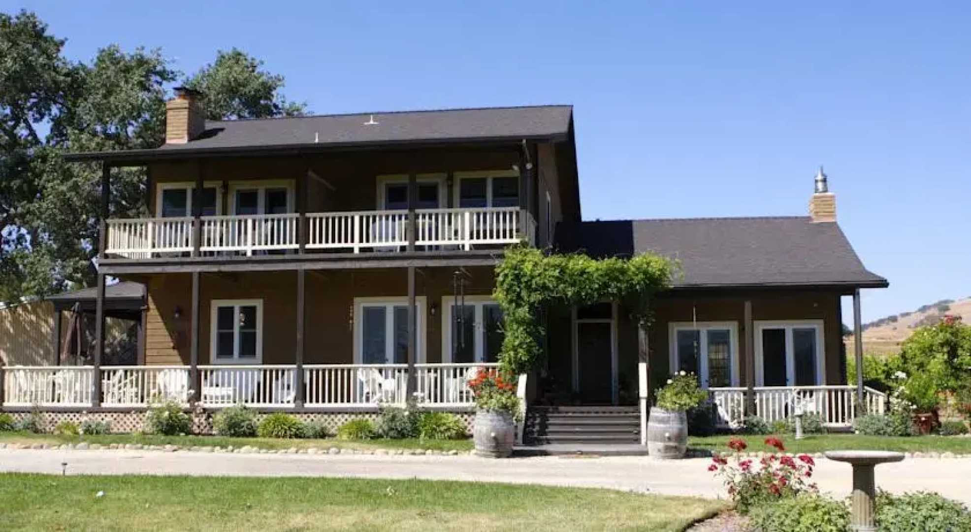 Honey Oak House at Laraneta Vineyards