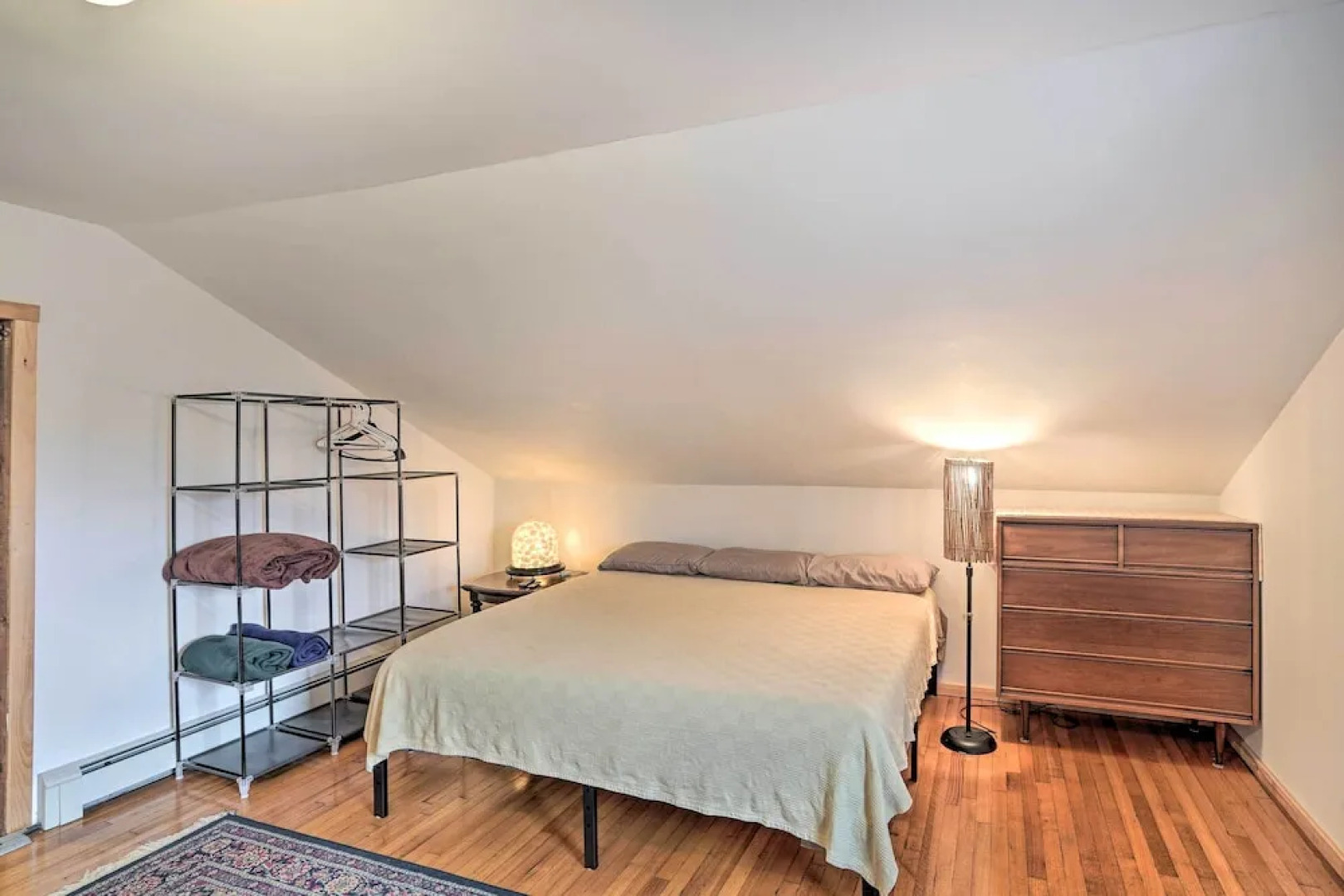 New York Vacation Rental w/ Smart TVs & Cable