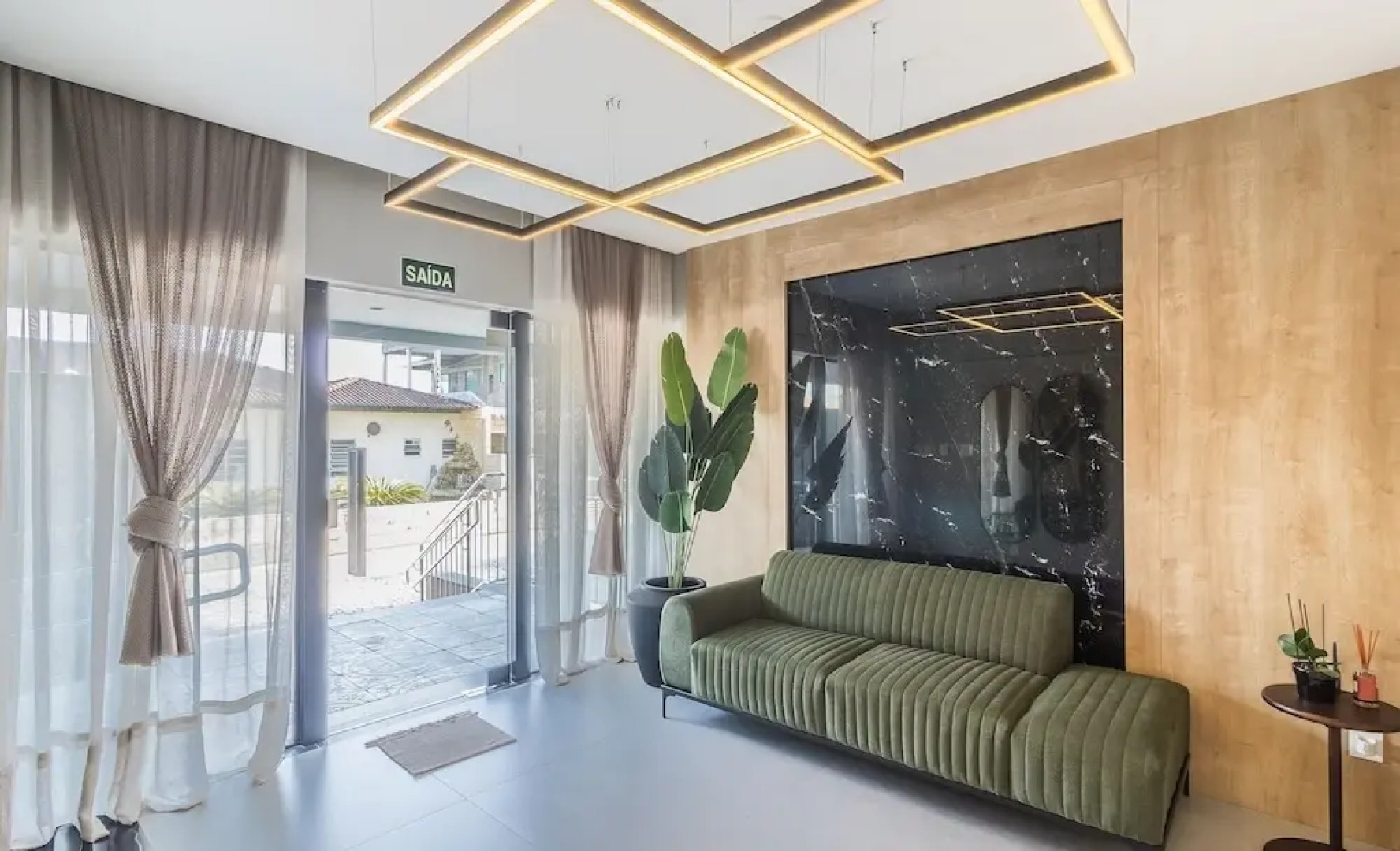 Apart With Barbecue 550m From the Beach Ups1002