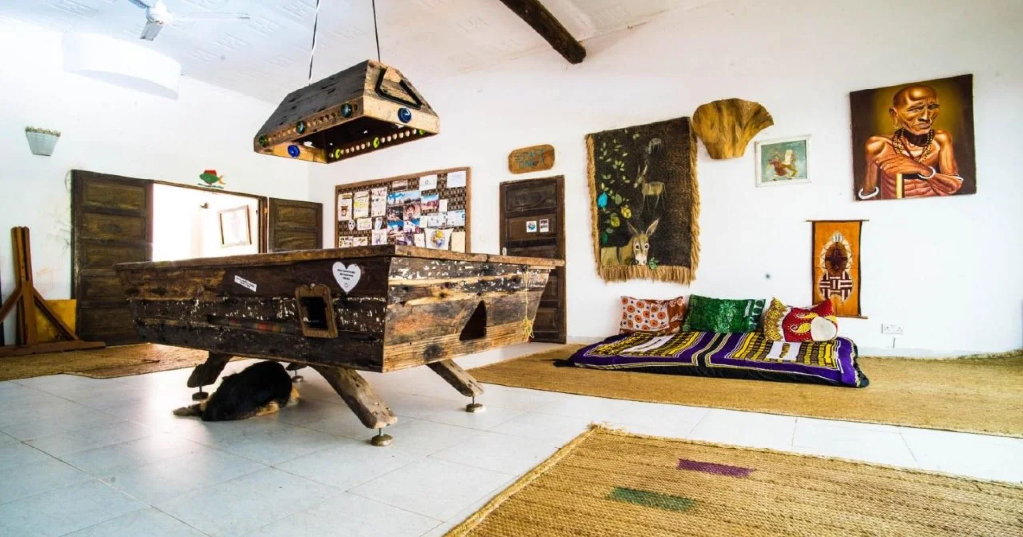 Distant Relatives Ecolodge & Backpackers