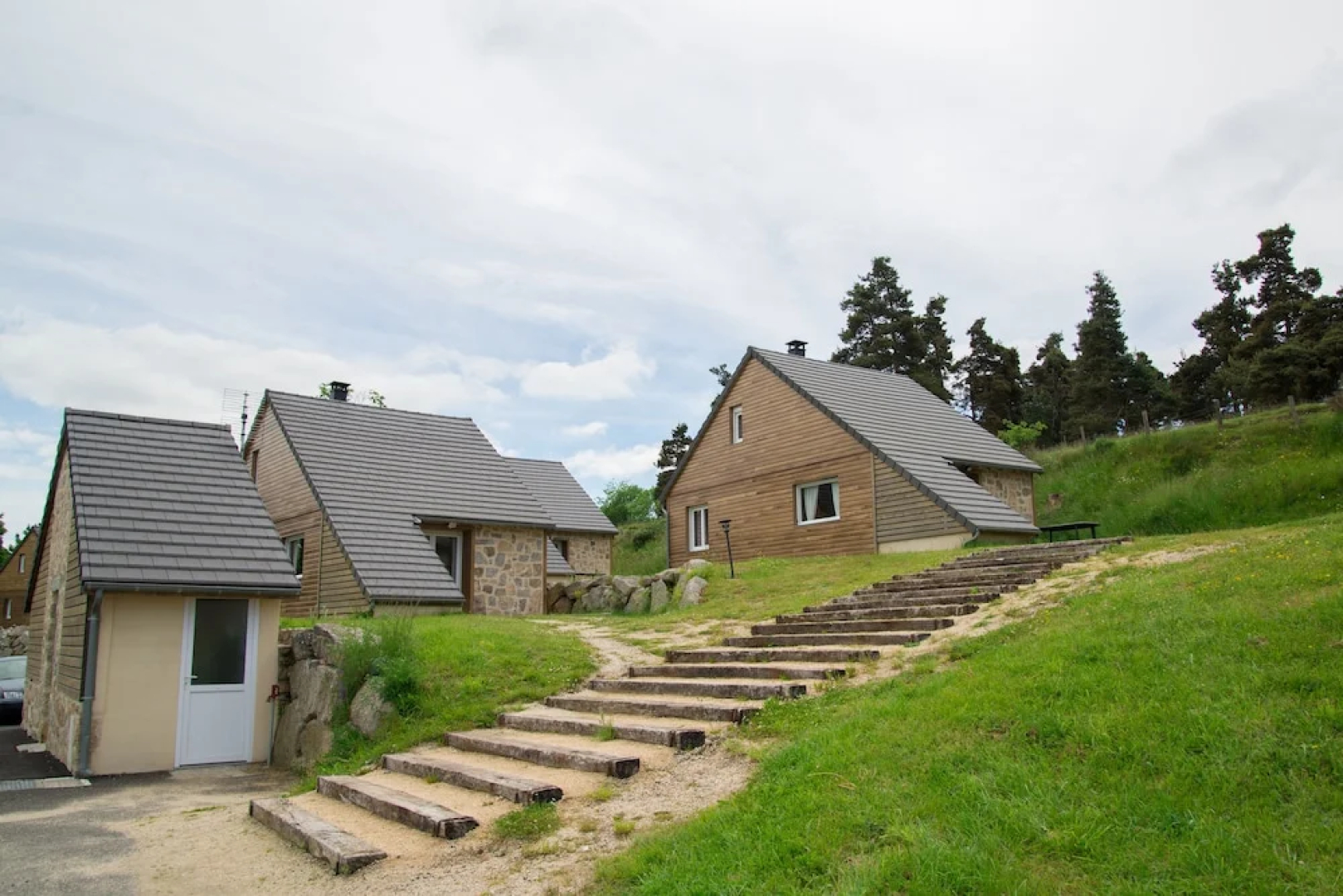 Village de gîtes Les Chalets de lAubrac