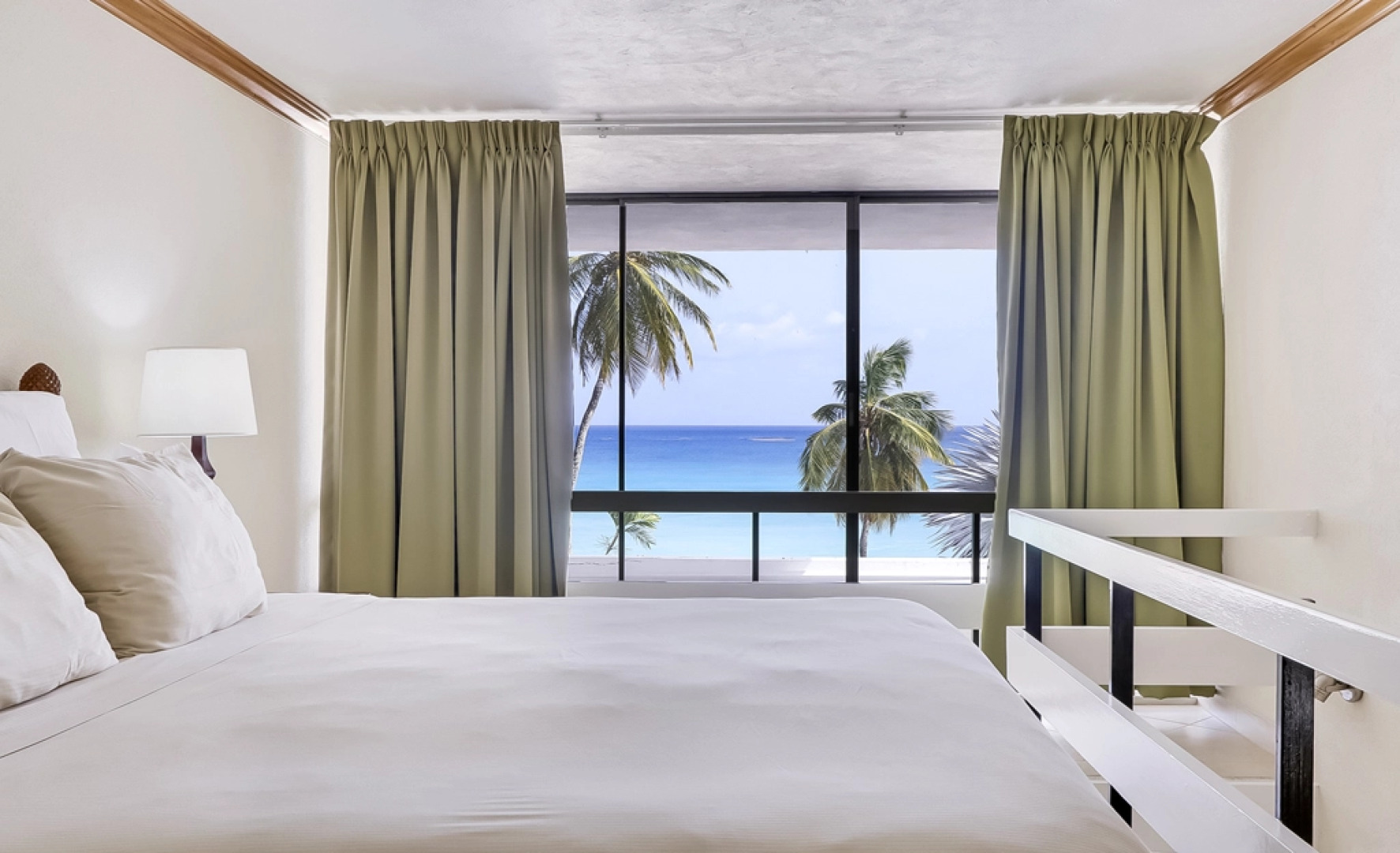 Southern Palms Beach Resort