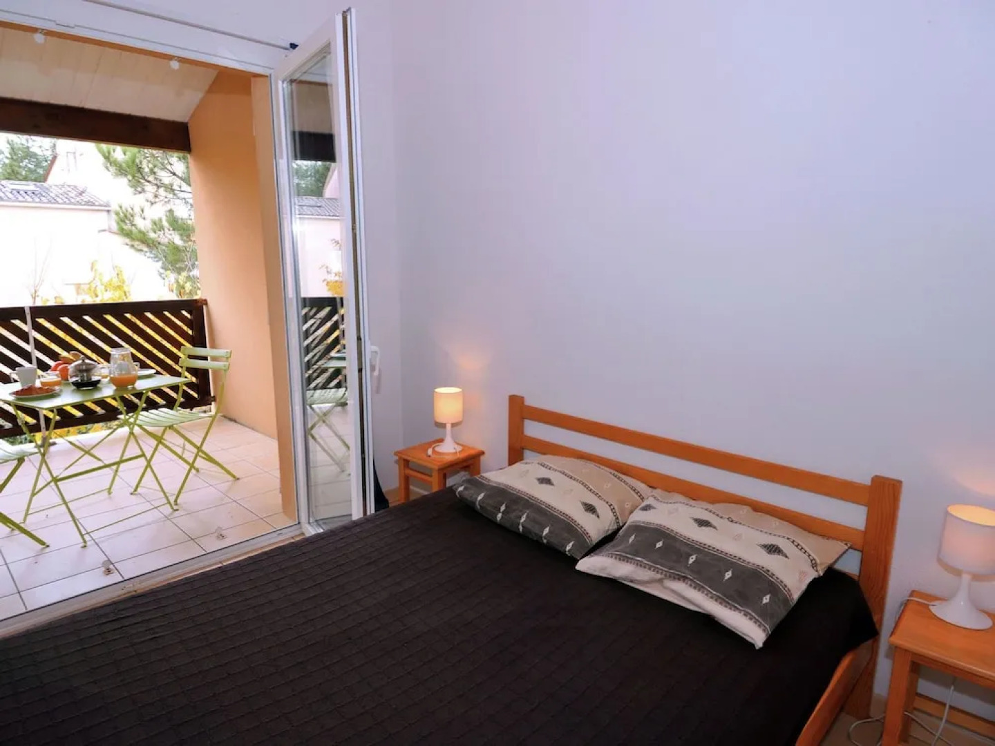 Cozy Apartment in the Lively Resort of Carcans Océan