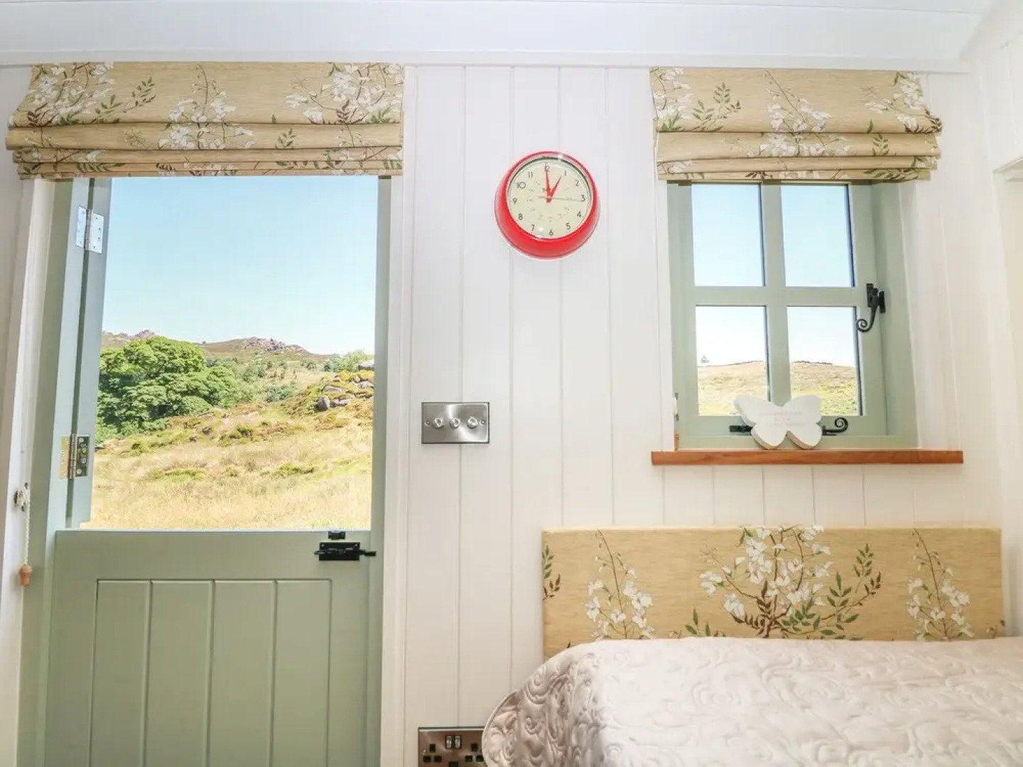 The Laburnum Retreat