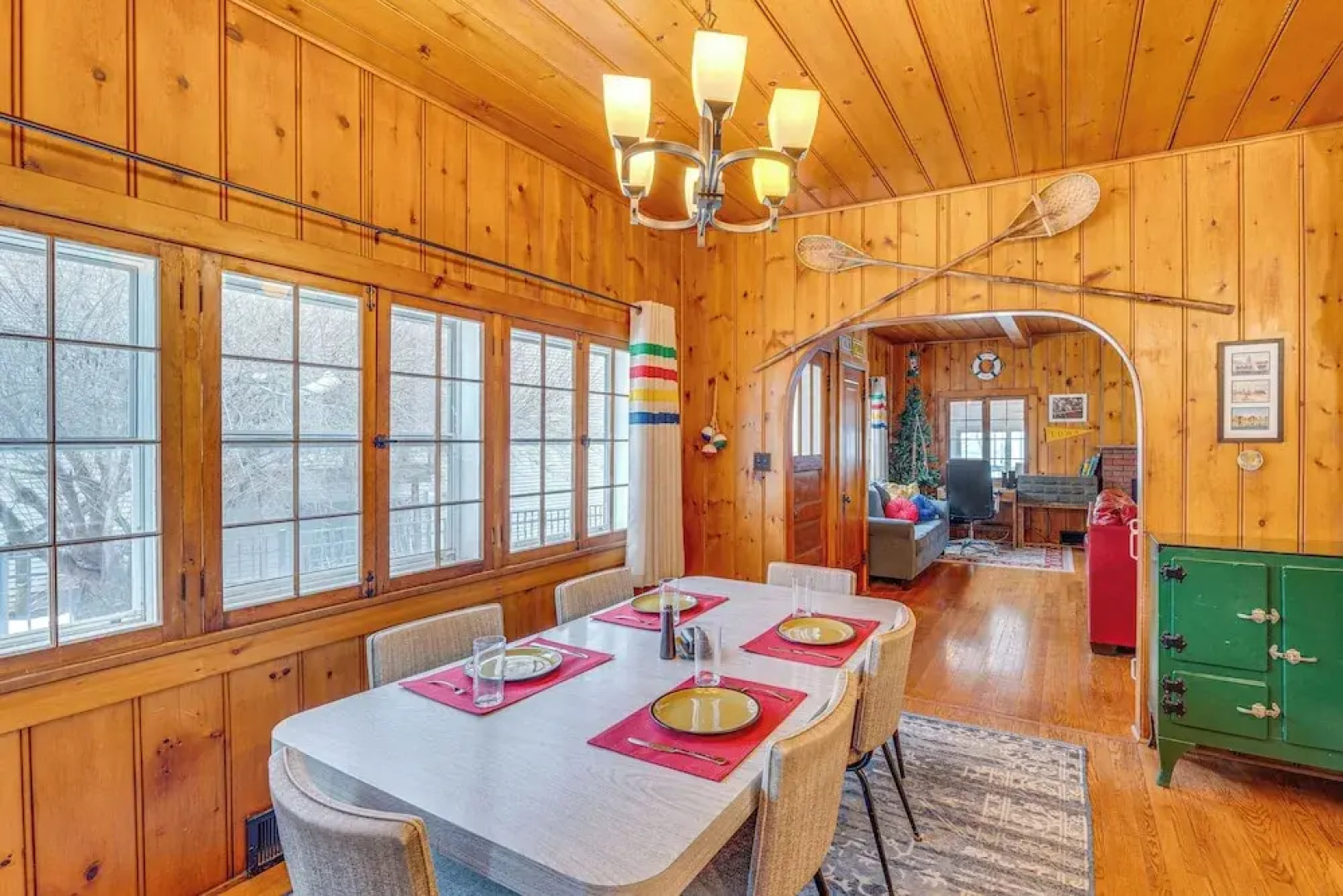 Family-friendly Lake Waubesa Home: Boat + Swim!