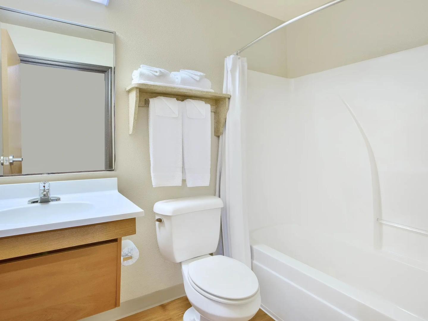 WoodSpring Suites Topeka